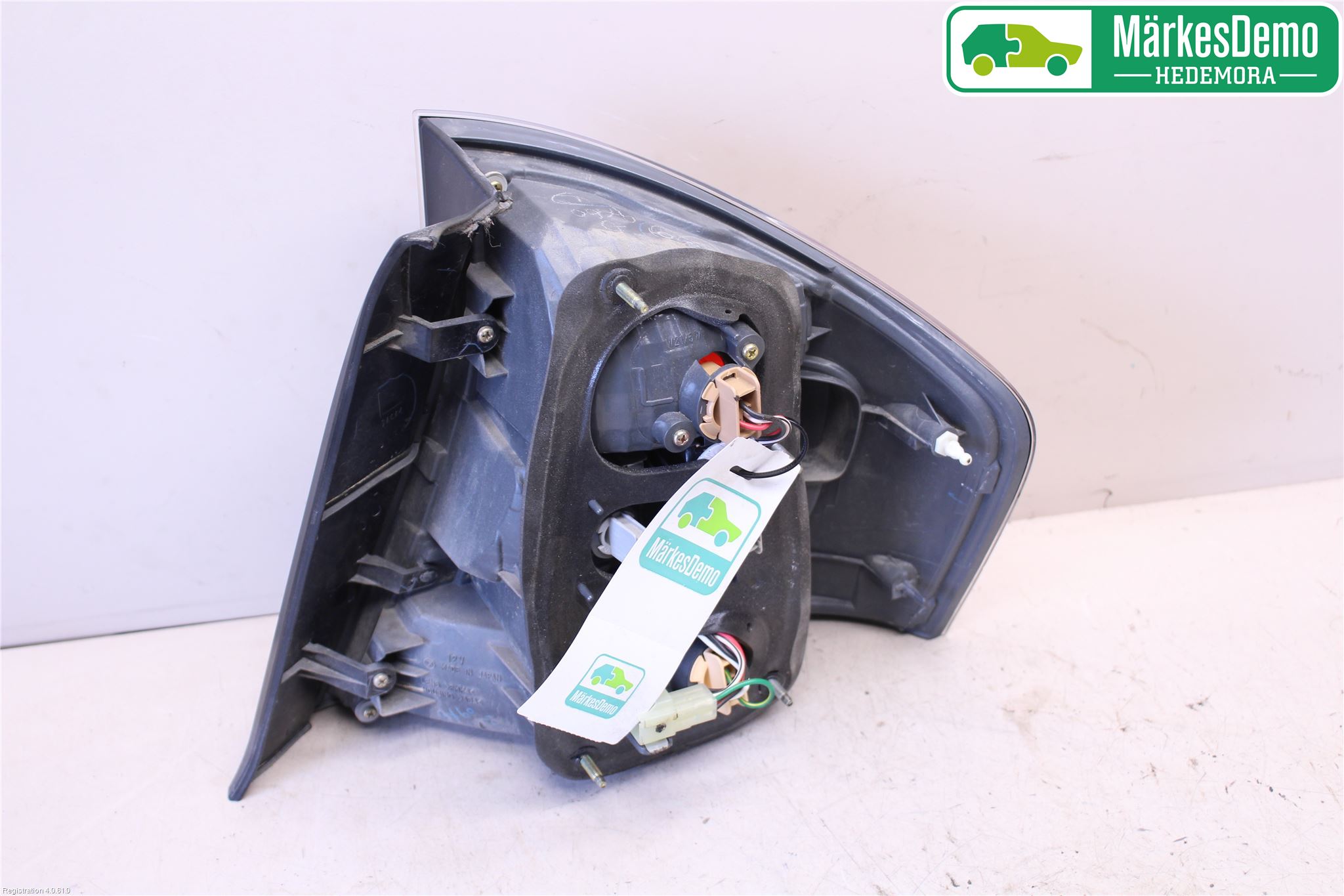 Subaru LEGACY    04-06 Bakljus Vänster