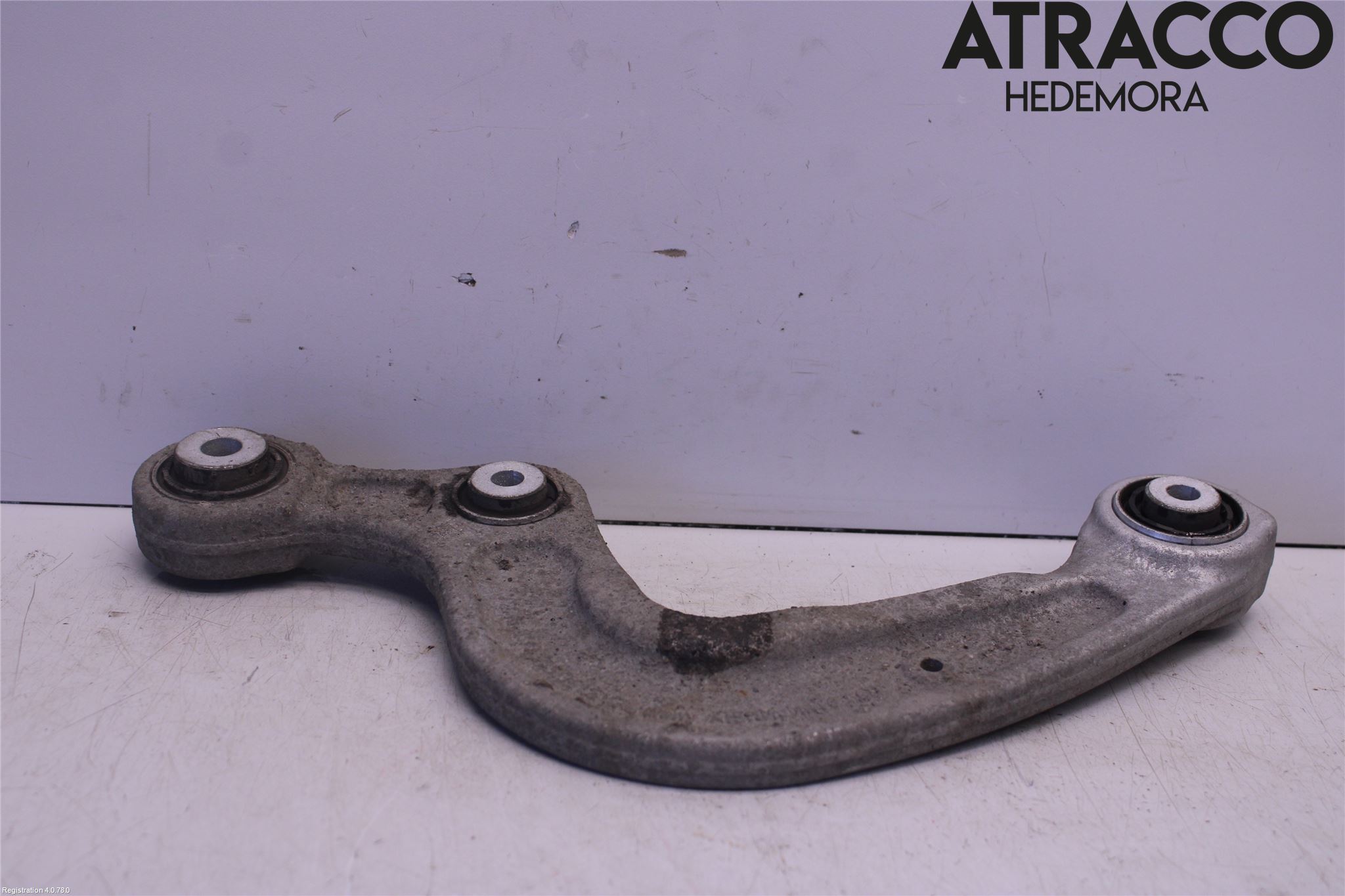 Audi A4/S4 B9 16-19 Bärarm Bak Övre Höger