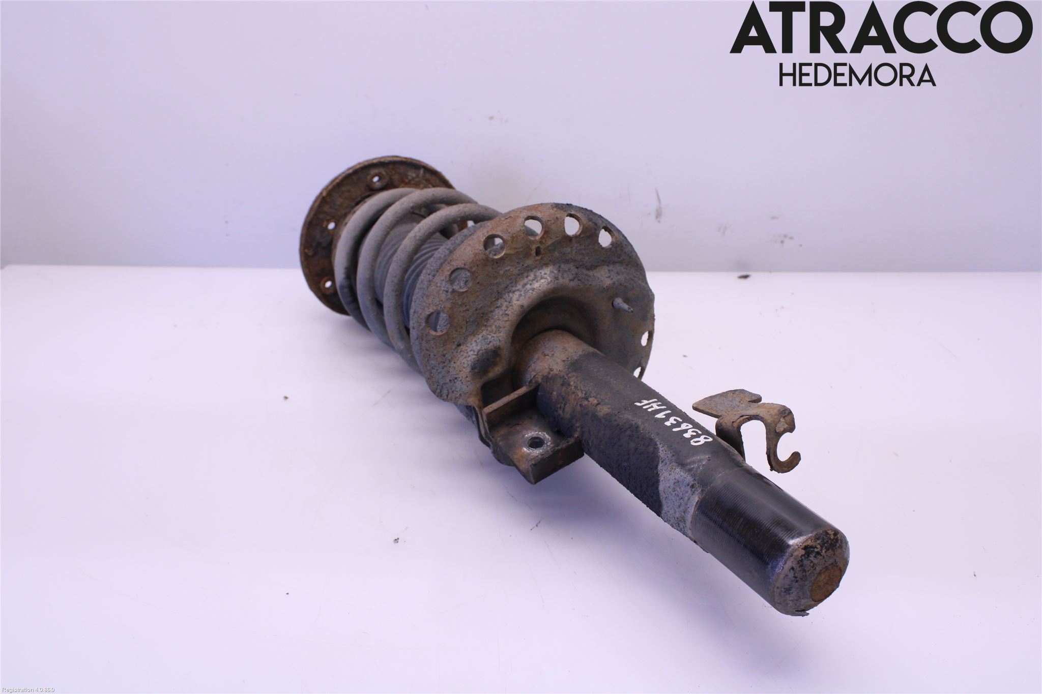 Volvo V70 08-13 Fjäderben Fram Höger