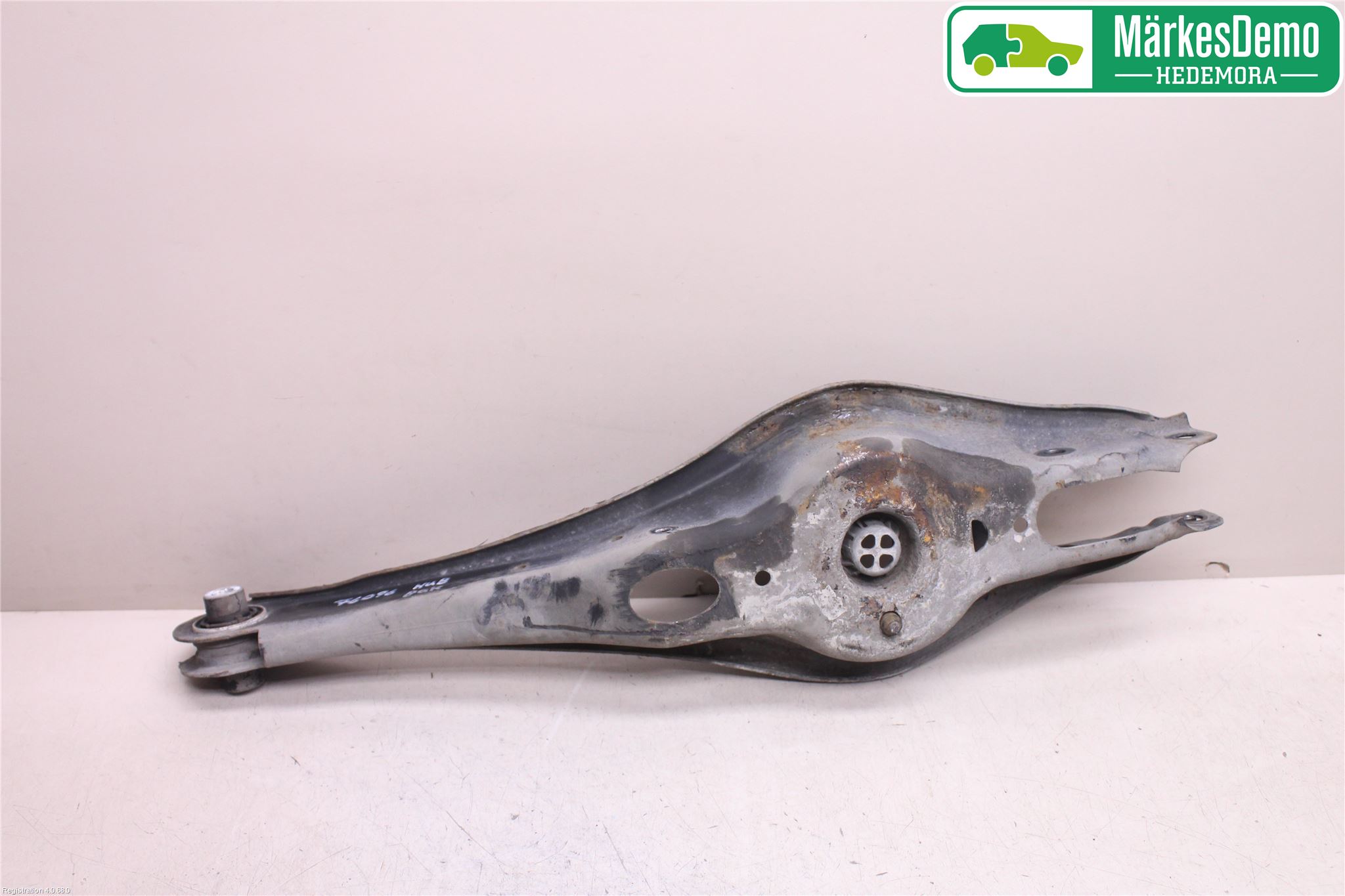 Volkswagen VW GOLF / E-GOLF VII 13-20 Bärarm Bak Höger