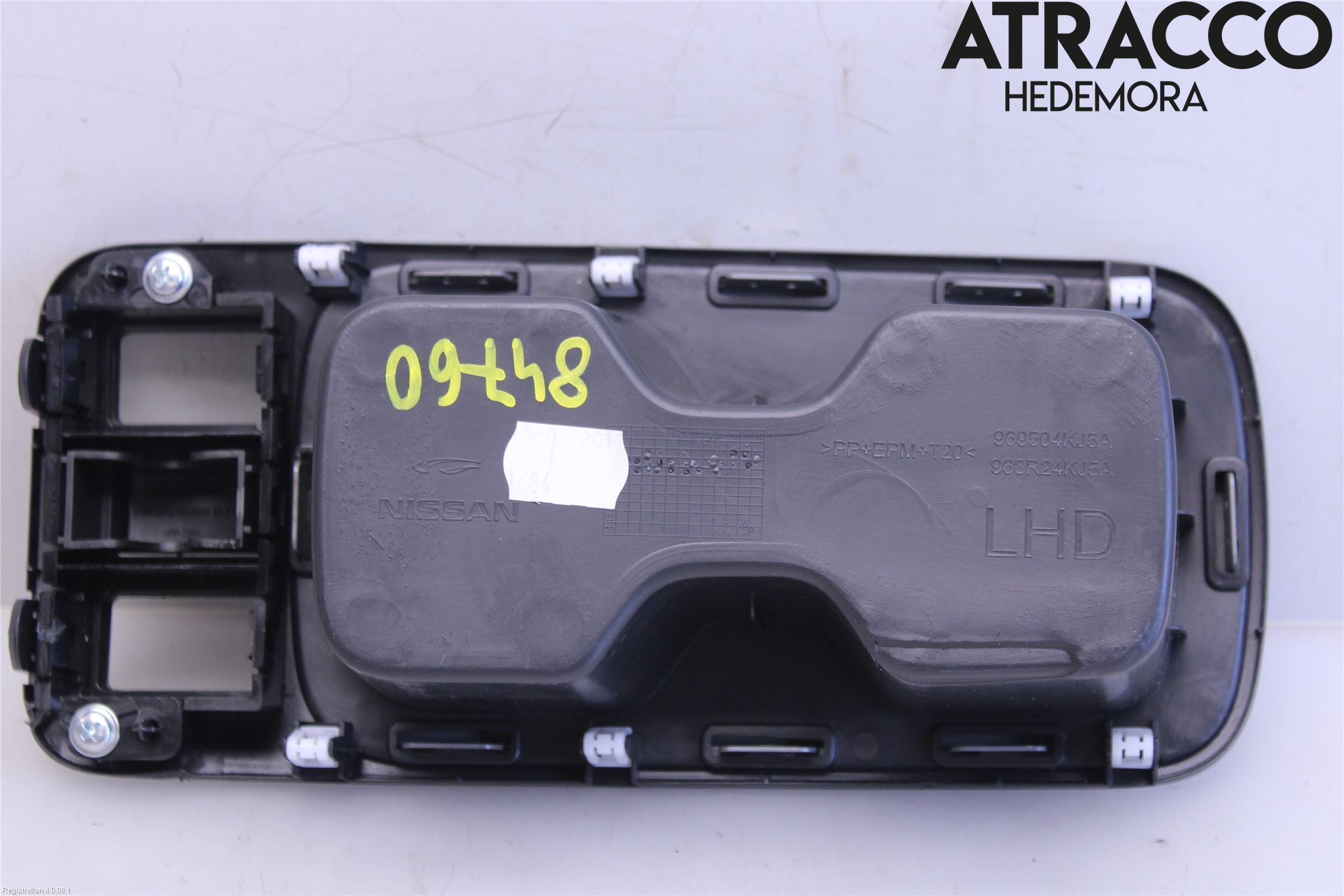 Renault ALASKAN 18-20 Mugghållare