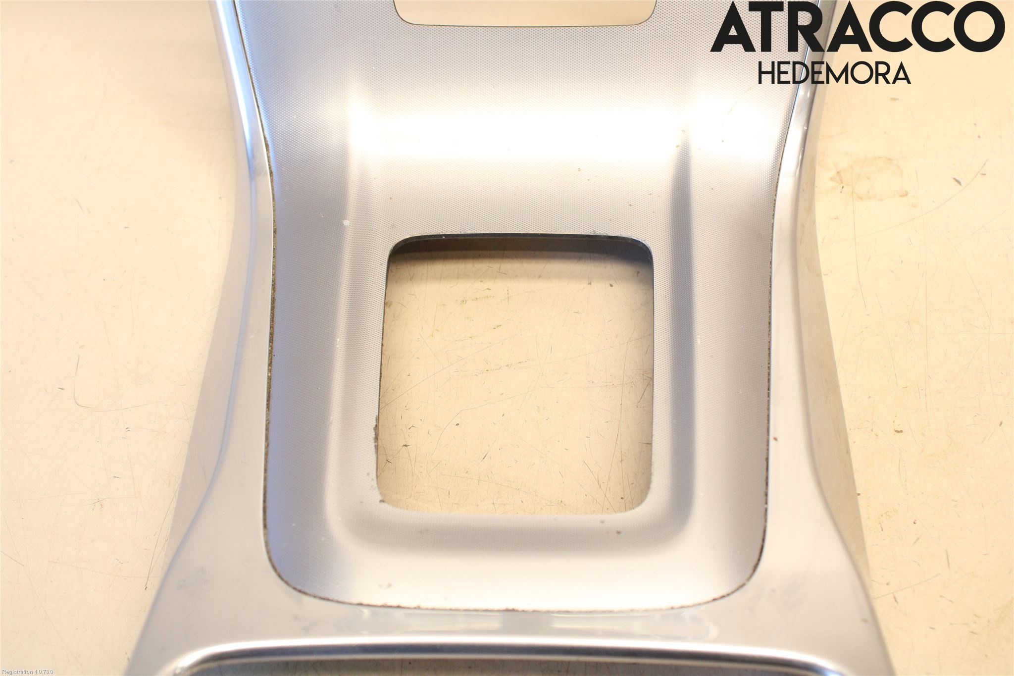 Volvo V70 14-16 Instrument-Radio Sarg