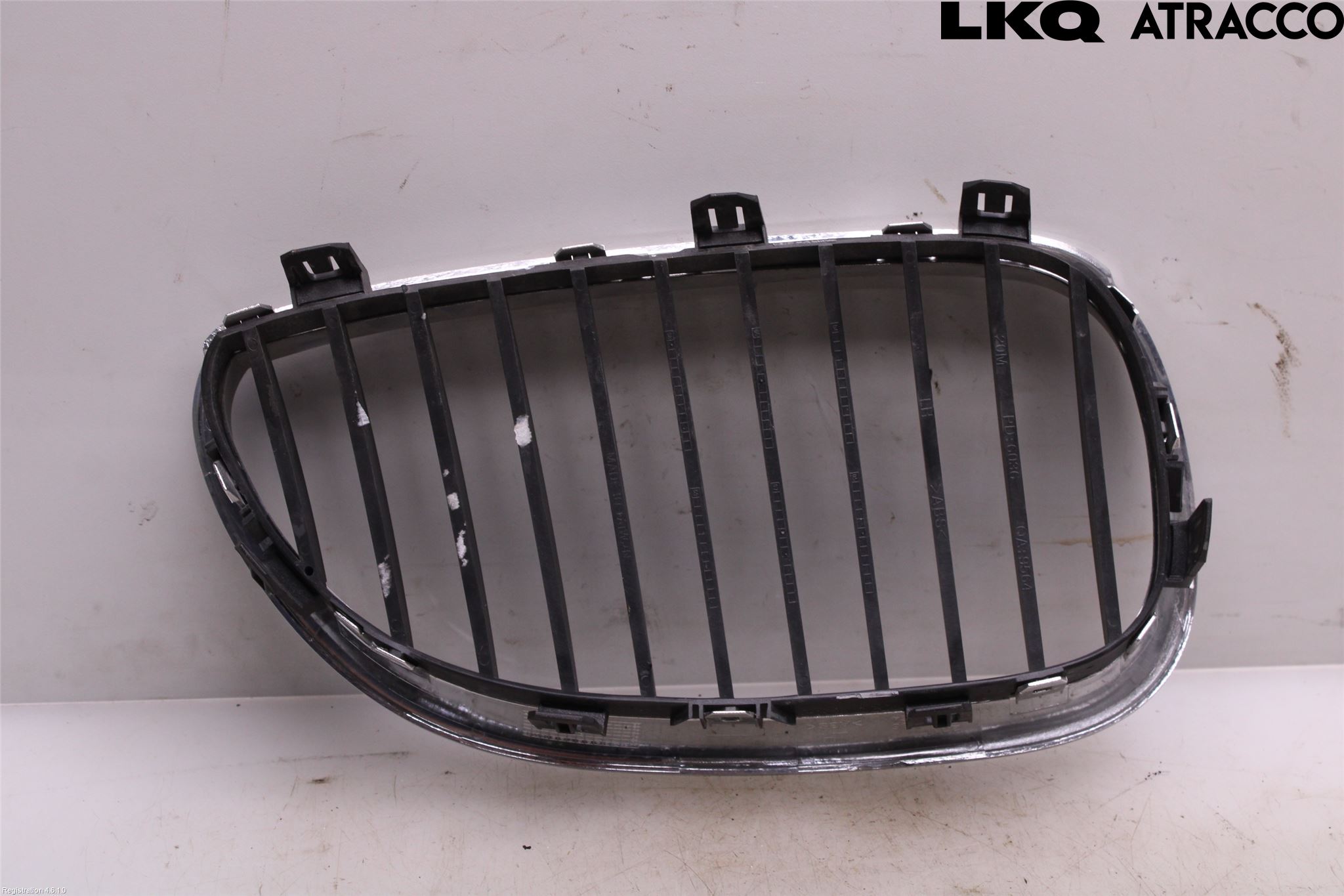 BMW 5 E60/61 Sed/Tou 02-10 Grilldel Vänster