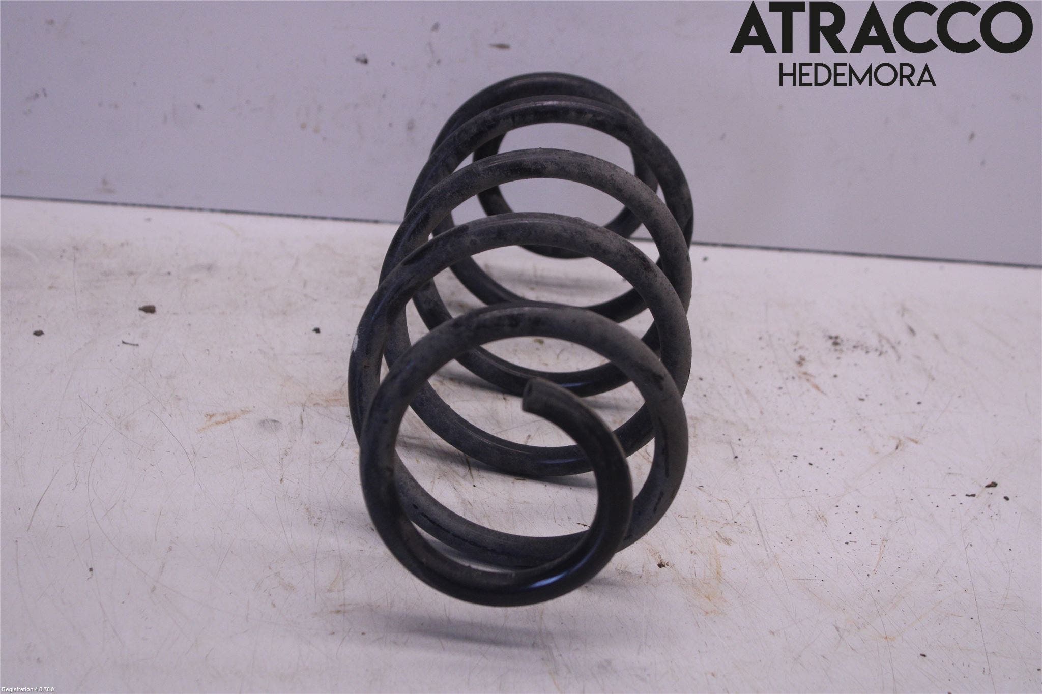 Toyota YARIS XP130 15-20 Fjäder Bak