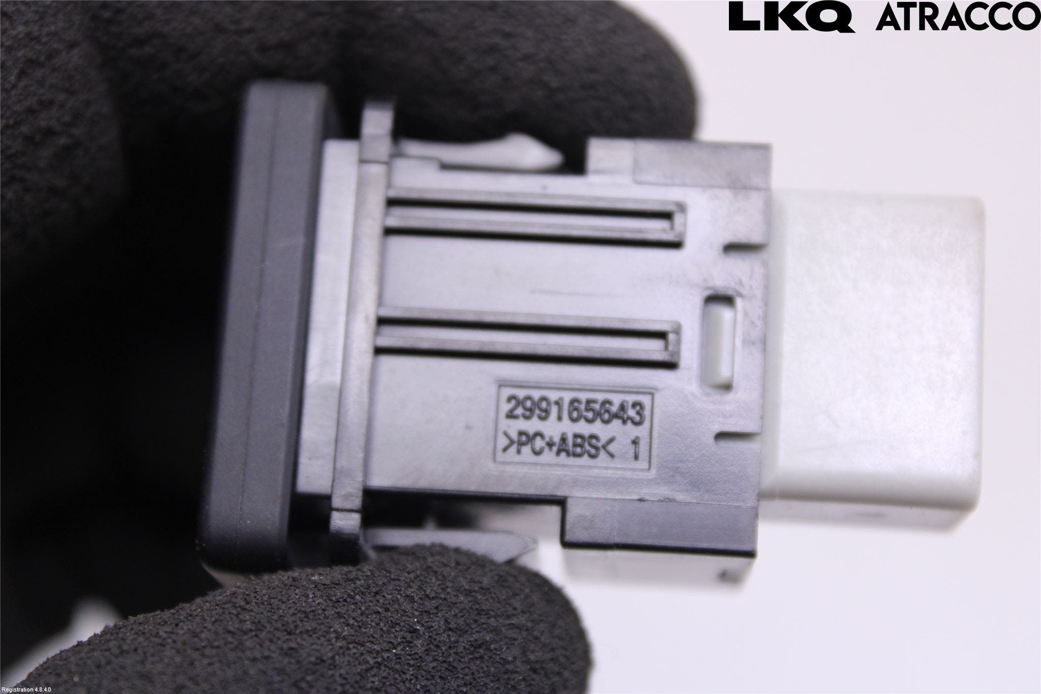 Mitsubishi OUTLANDER 13-21 Strömställare Parkeringshjälp