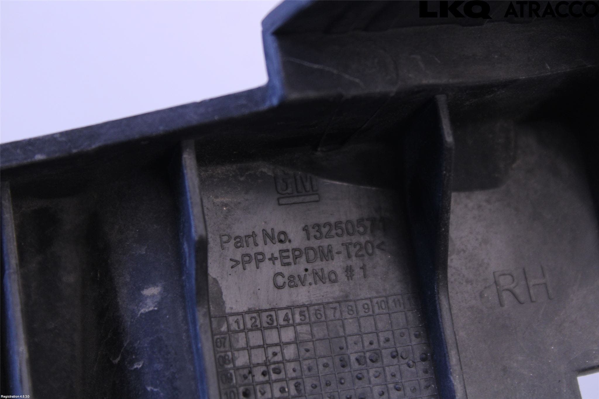 Opel INSIGNIA 09-16 Strålkast Fästsarg