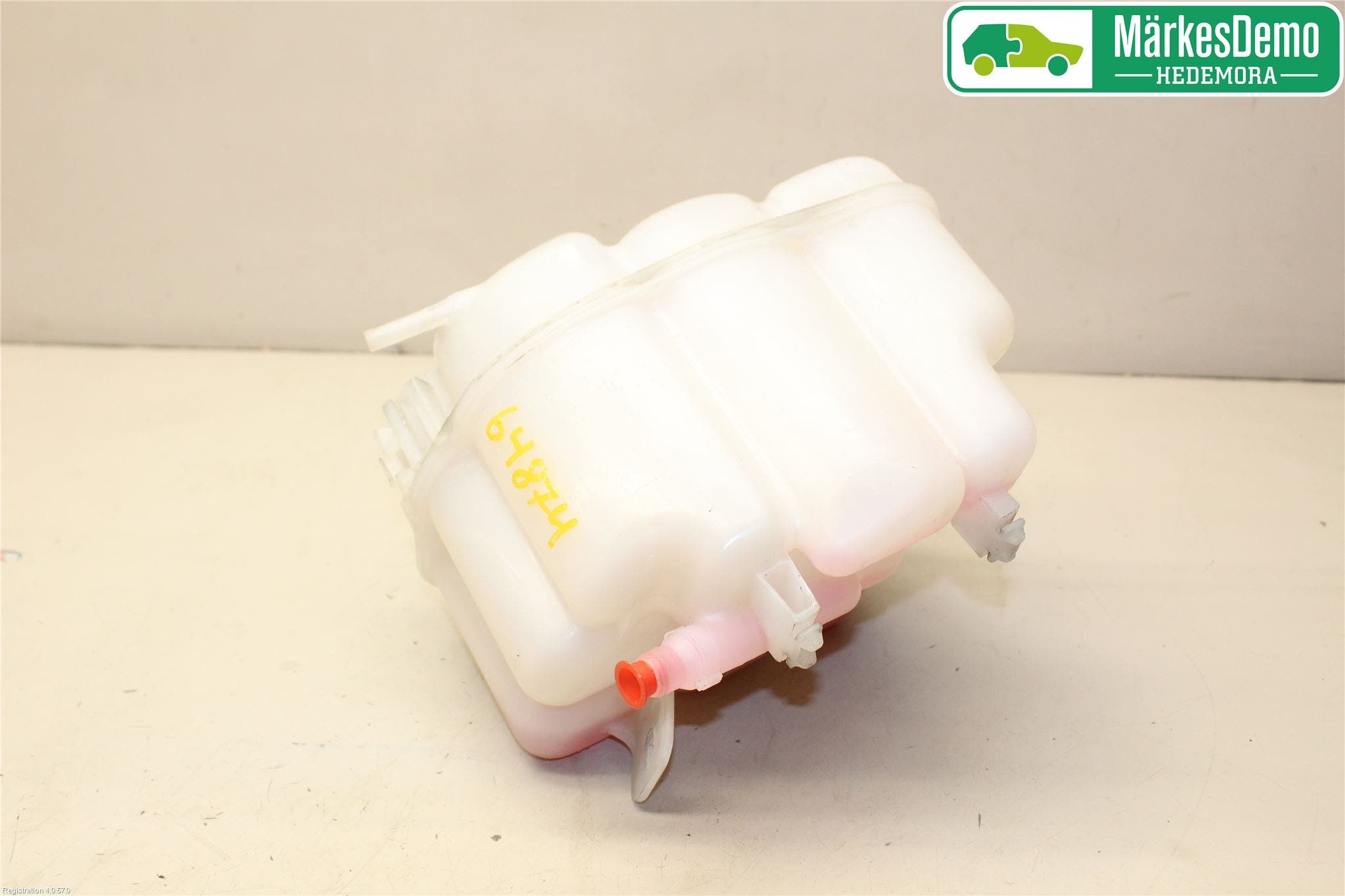 Volkswagen VW TOUAREG 7P 11-18 Expansionstank