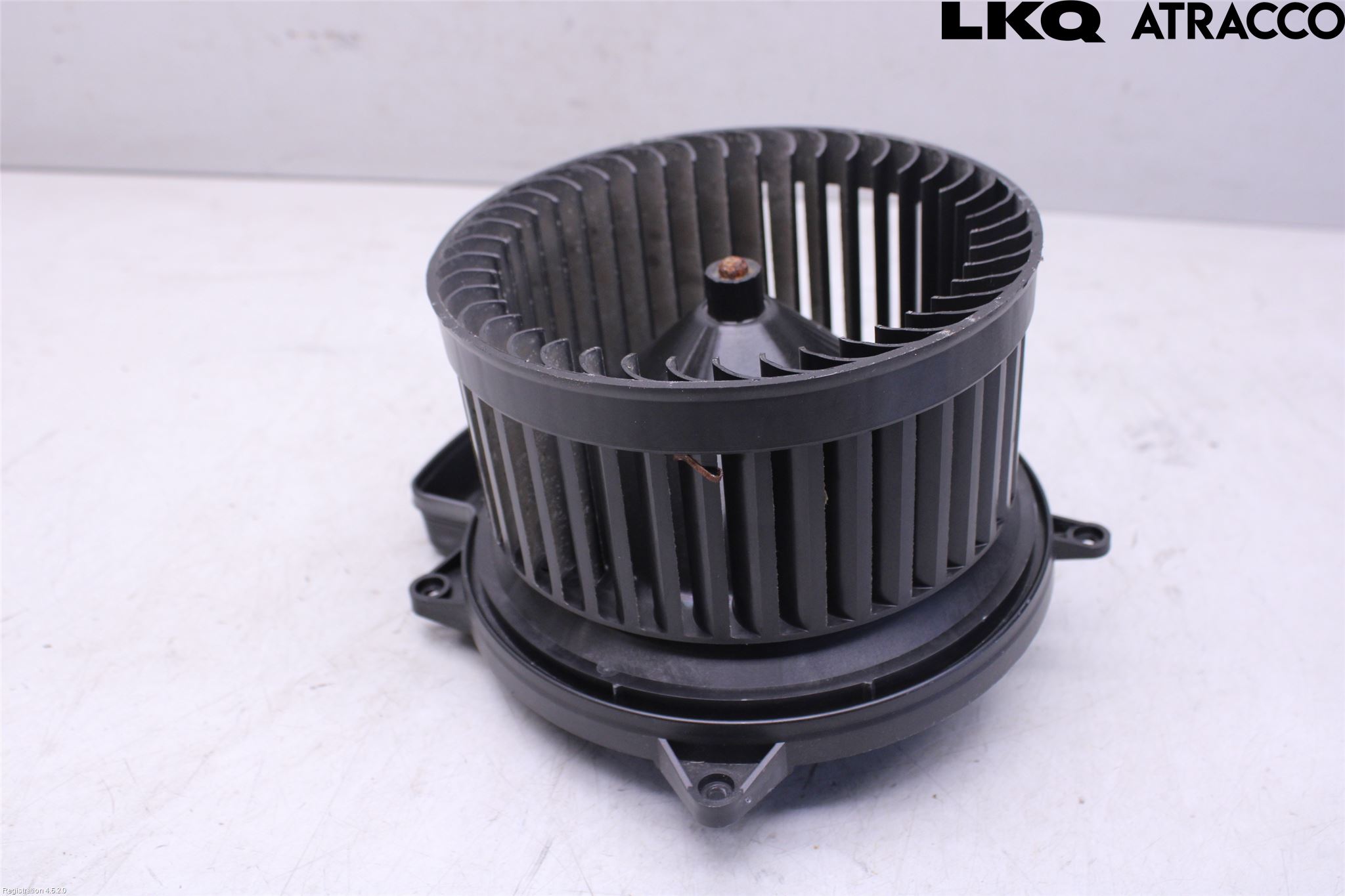 Dacia DUSTER 18-24 Ac Värmefläkt