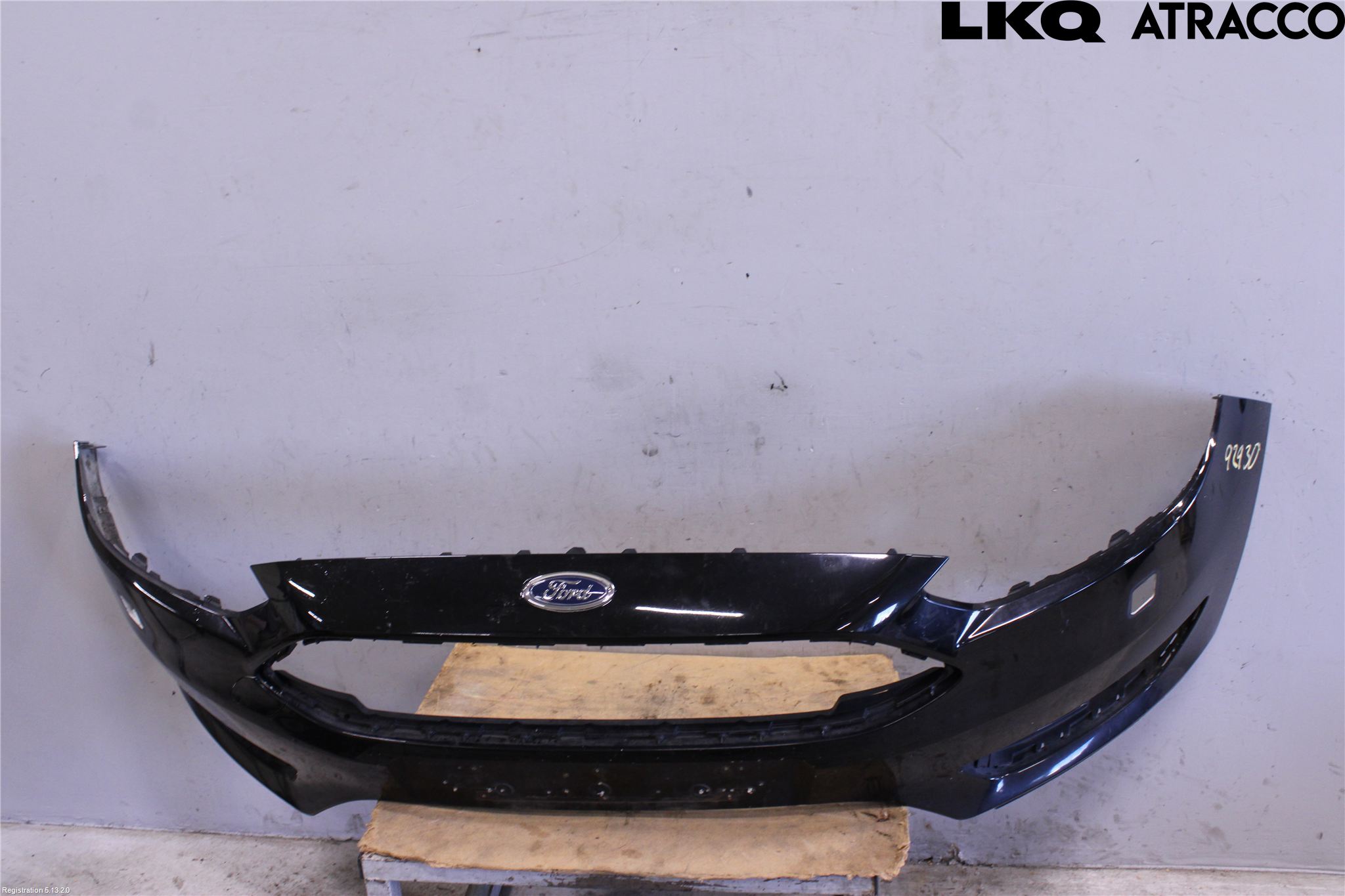 Ford FOCUS 15-18 Stötfångarbeklädnad Fram