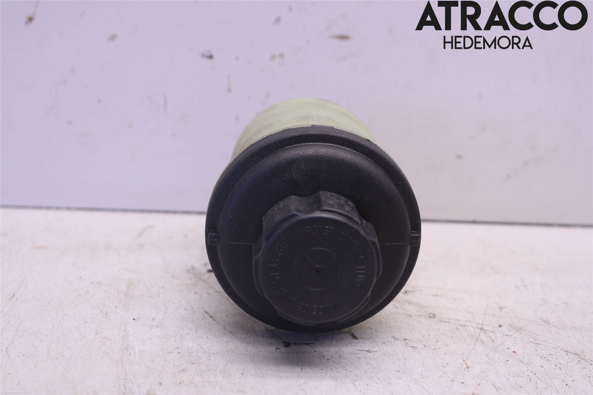 Volvo V70 14-16 Styrservooljebehållare