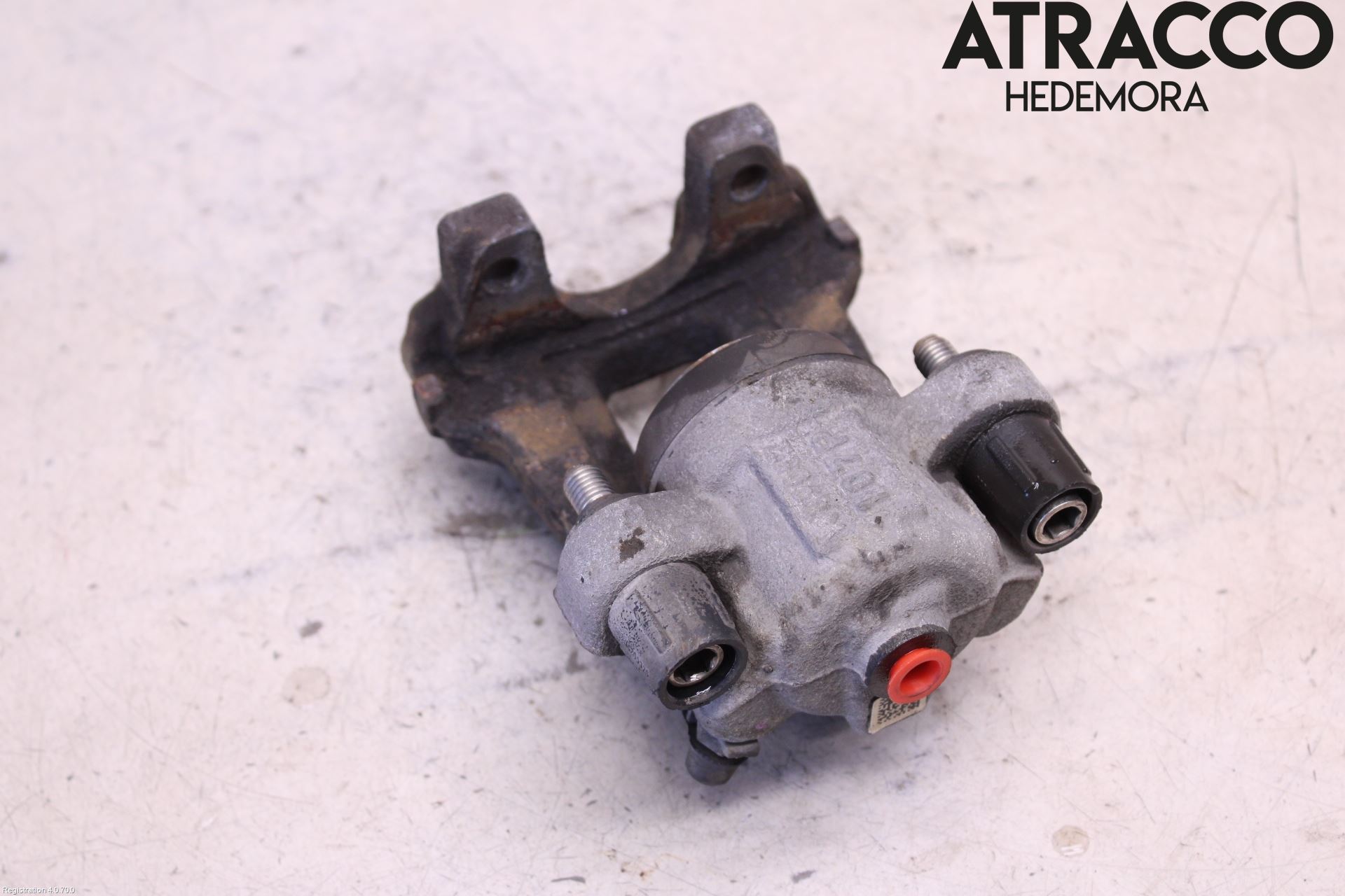 BMW 3 F30/F31/F80 12-19 Bromsok Bak Höger