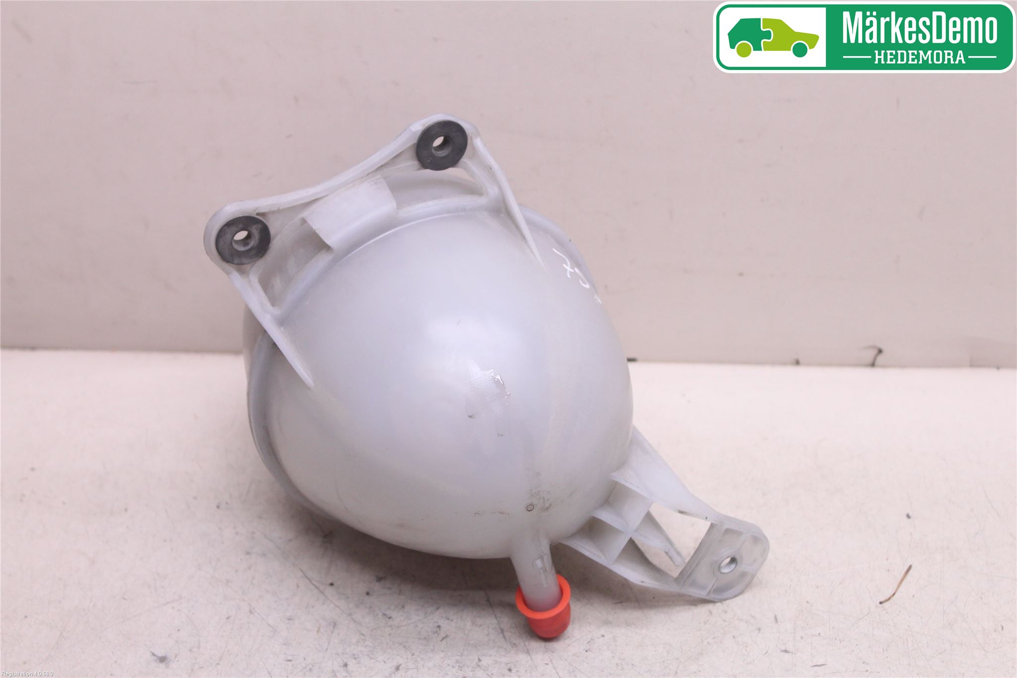 Volkswagen VW AMAROK 2H 10-22 Expansionstank