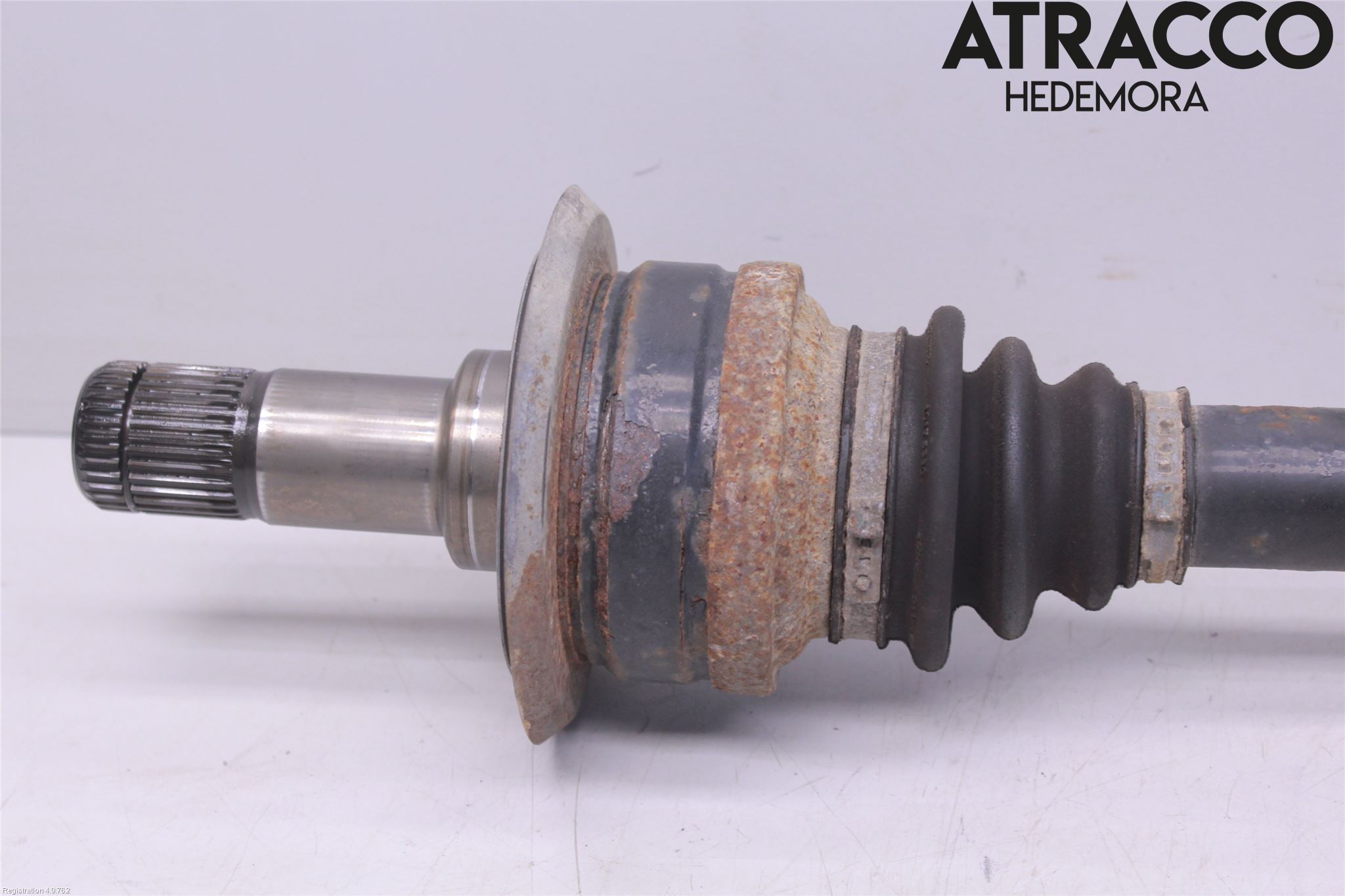 BMW X4 F26 14-18 Drivaxel Bak Vänster