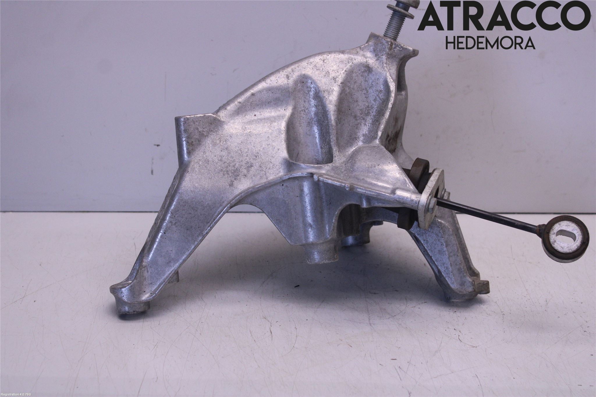 Audi A4/S4 B9 16-19 Motorfäste