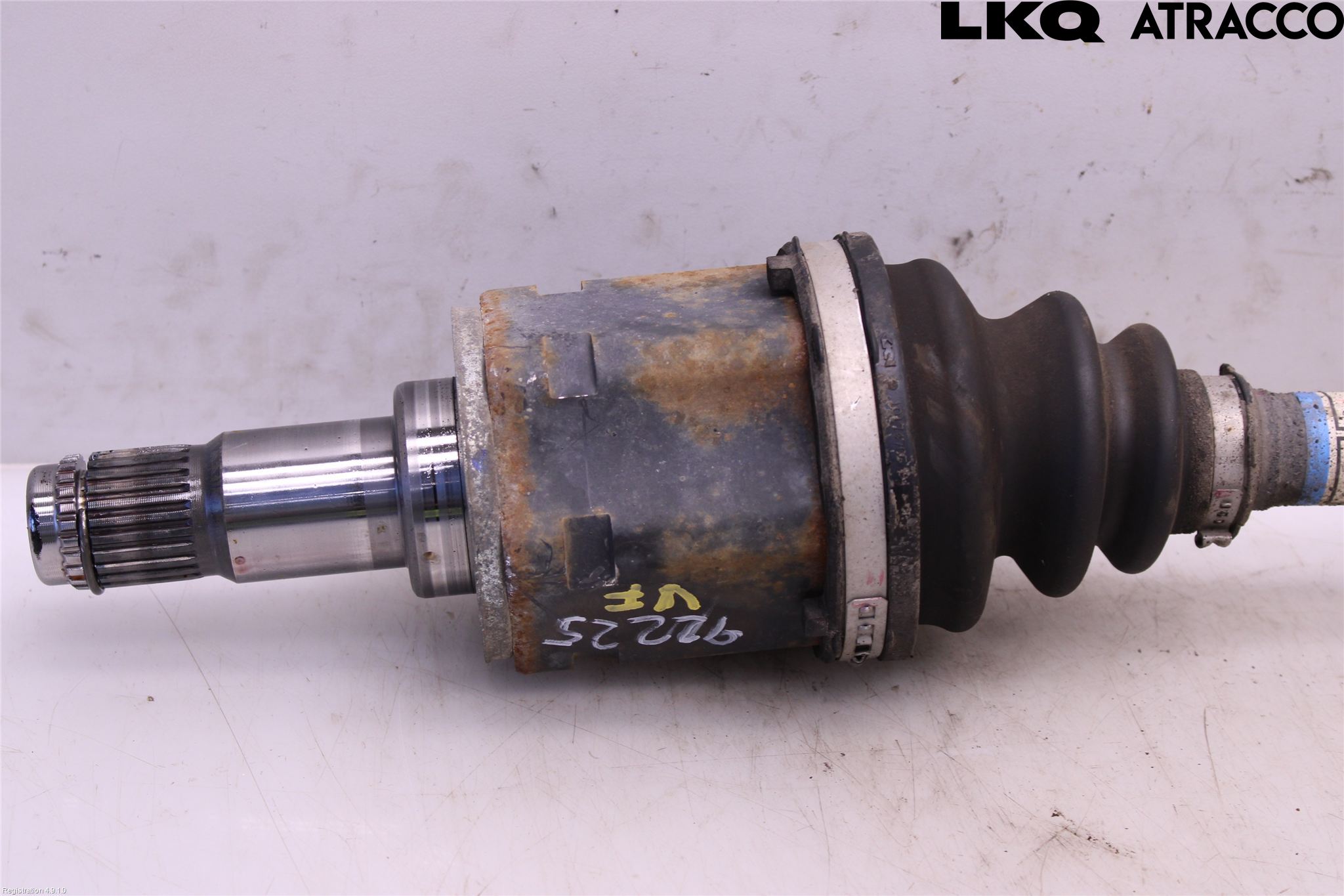 Lexus NX 300h 15-21 Drivaxel Fram Vänster