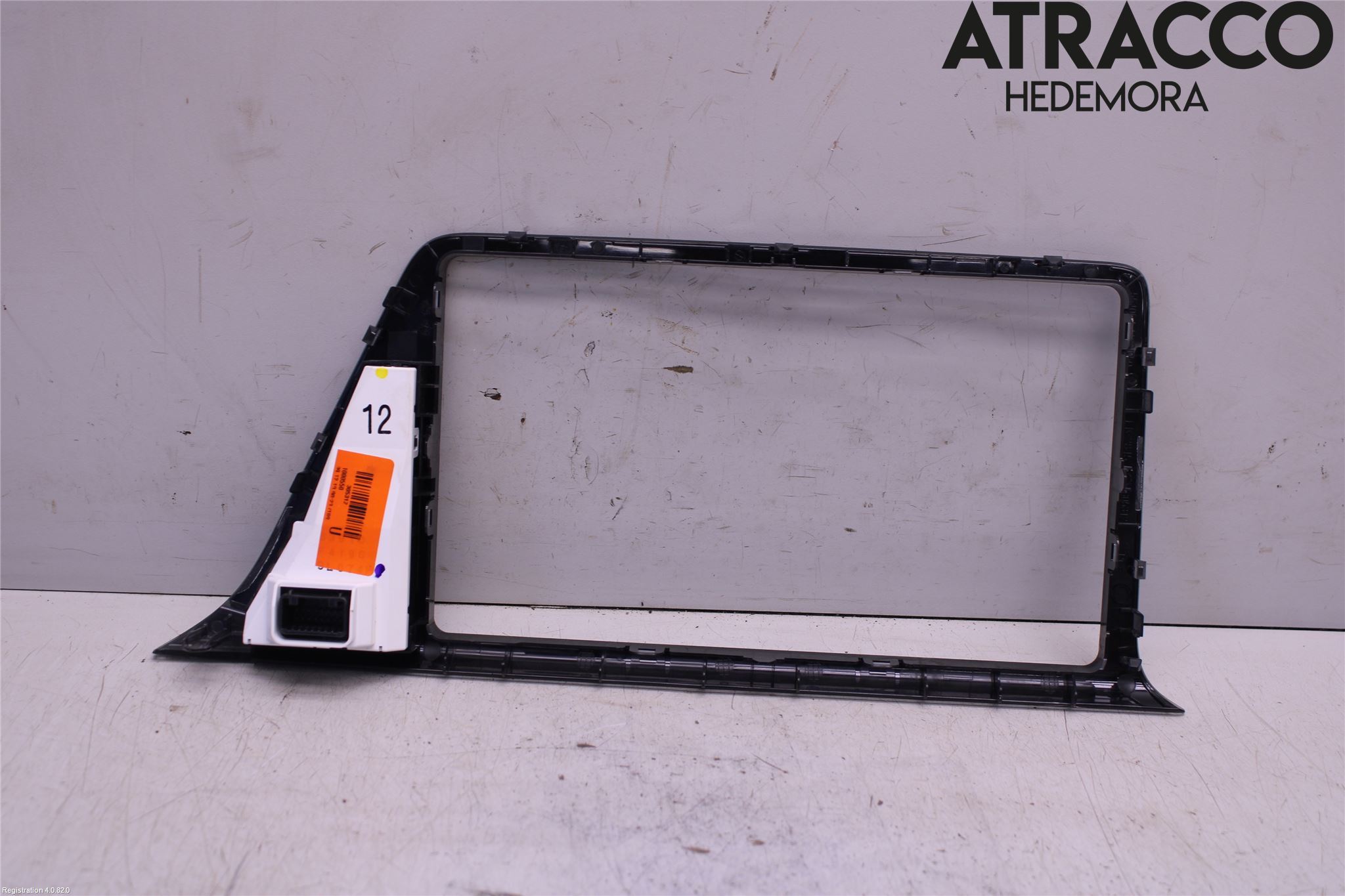Toyota C-HR 16-23 Instrument-Radio Sarg