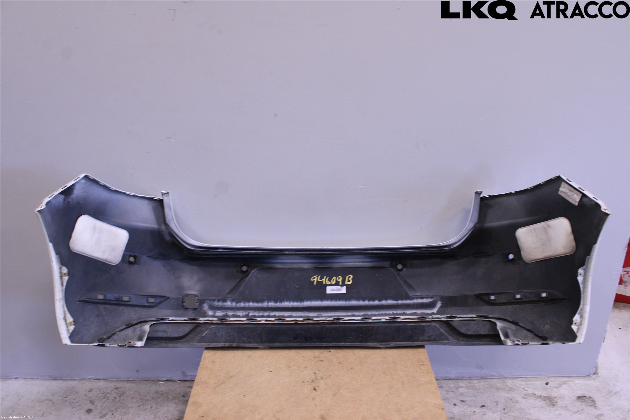 Volkswagen VW GOLF / E-GOLF VII 13-20 Stötfångarbeklädnad Bak