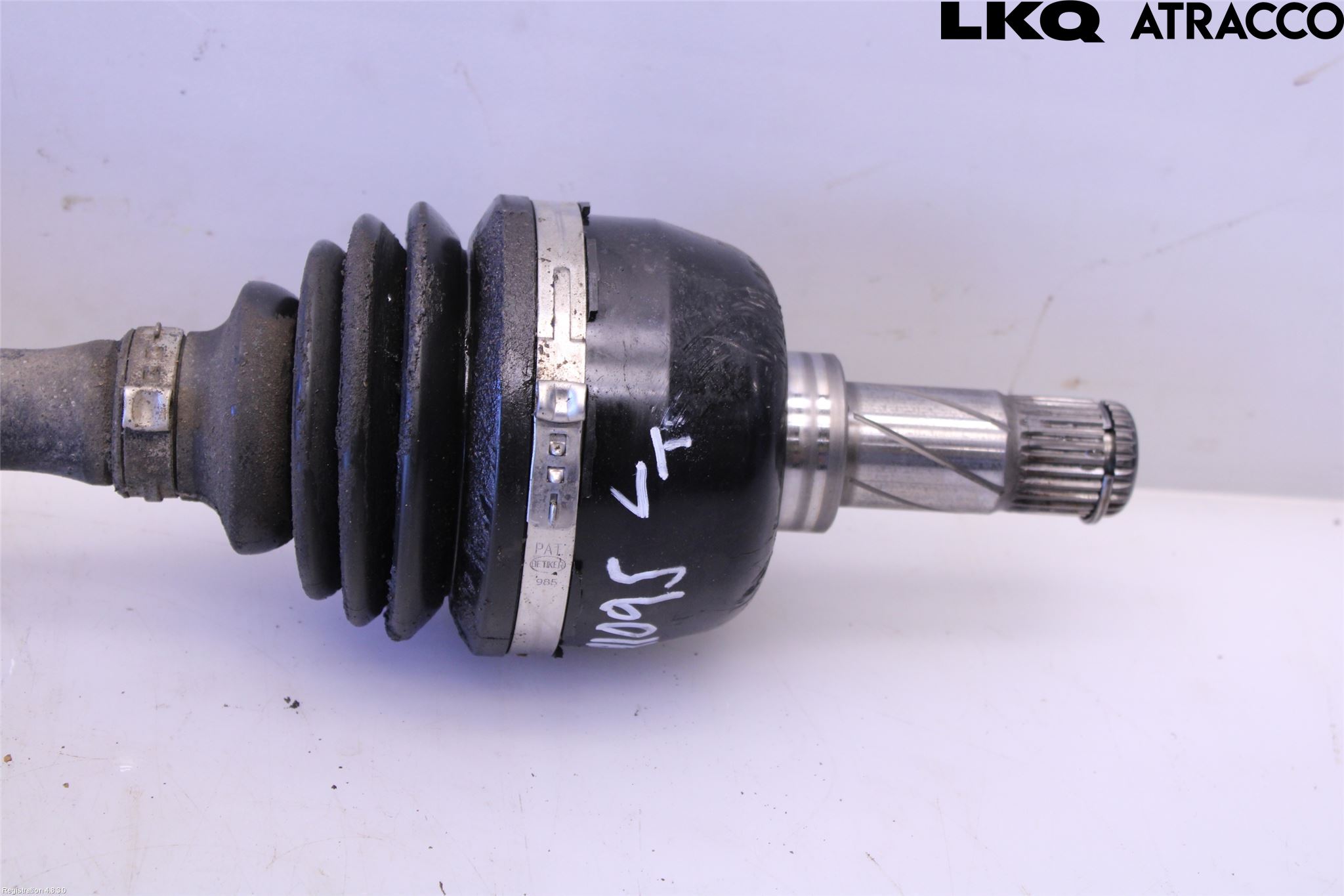 Volvo S70/V70/XC  97-00 Drivaxel Fram Vänster