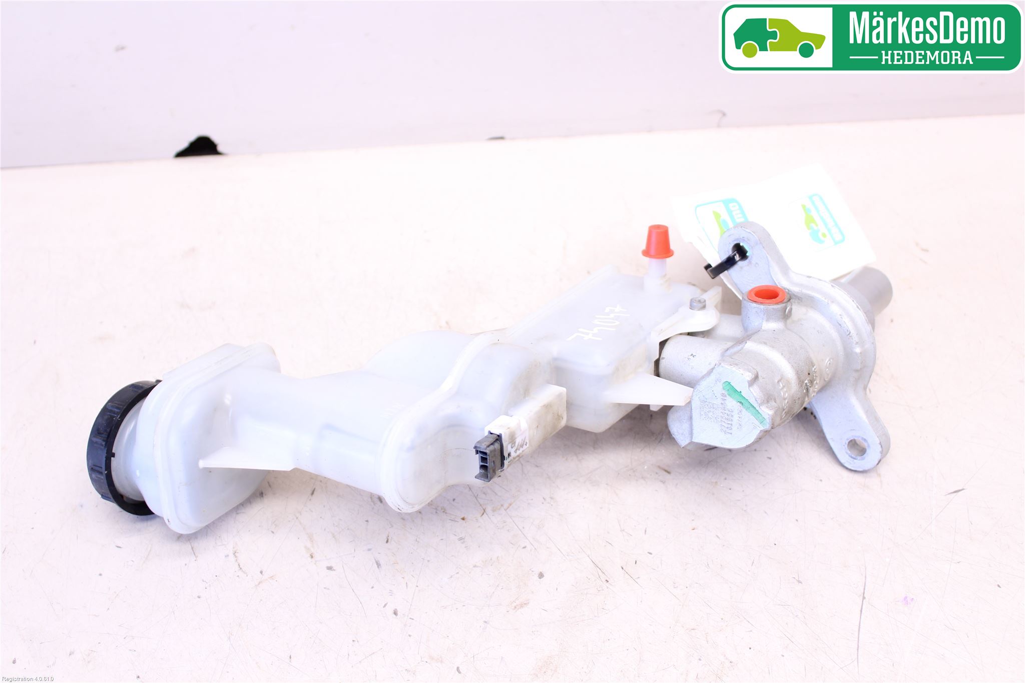 Nissan QASHQAI+2  10-14 Broms Huvudcylinder