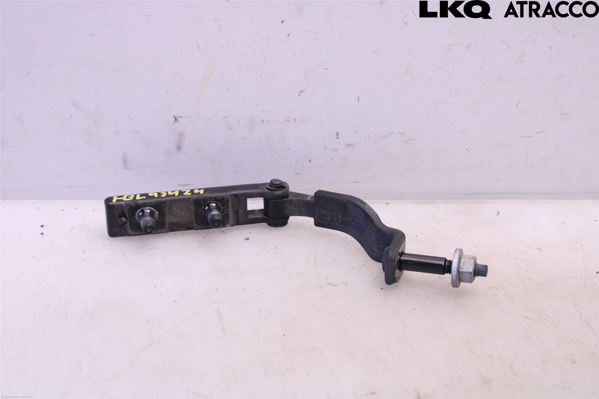 Ford KUGA 08-12 Bakluckegångjärn Hö