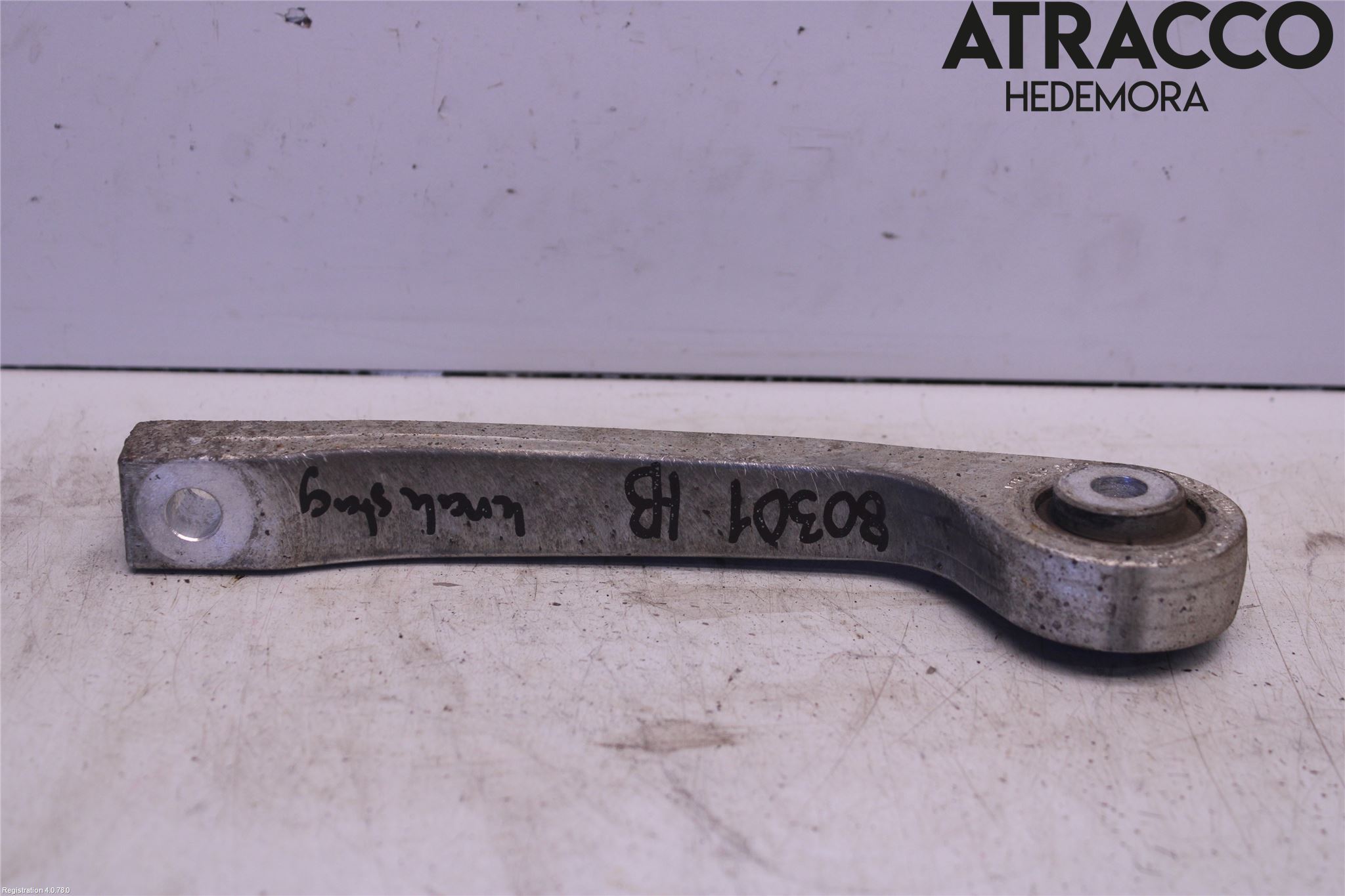 Audi A4/S4 B9 16-19 Krängningshämmarstag Bak