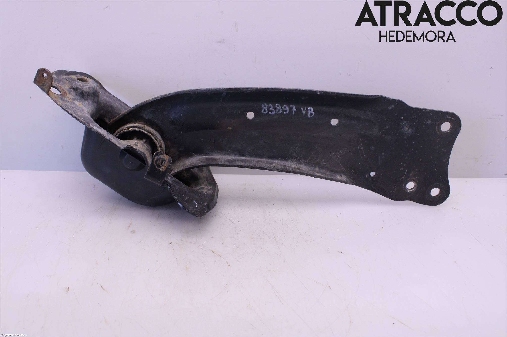 Volkswagen VW TIGUAN 07-16 Bärarm Bak Vänster