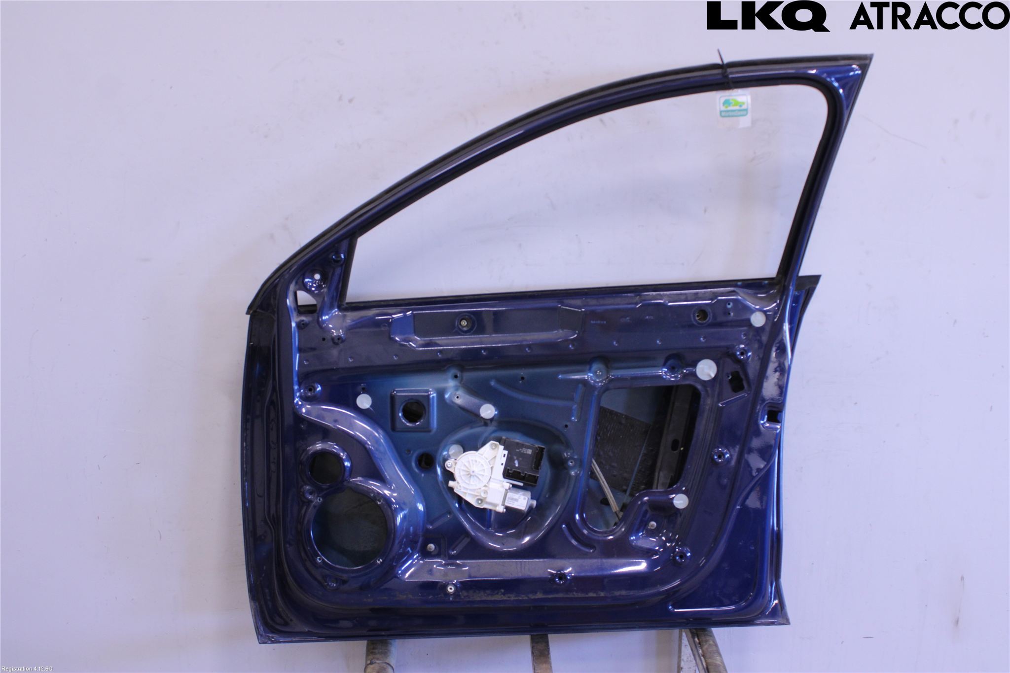 Volkswagen VW JETTA VI 11- Dörr Fram Höger
