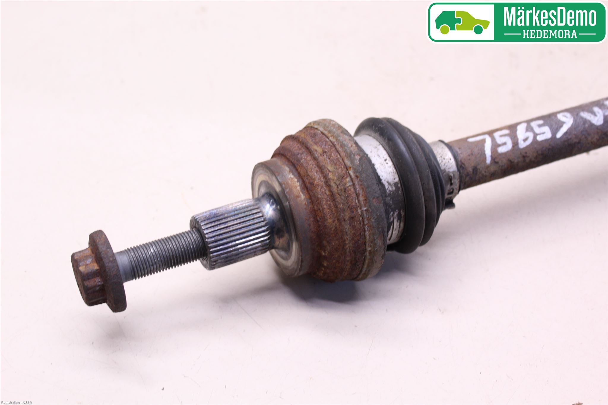 Volkswagen VW PASSAT CC 08-16 Drivaxel Bak Vänster