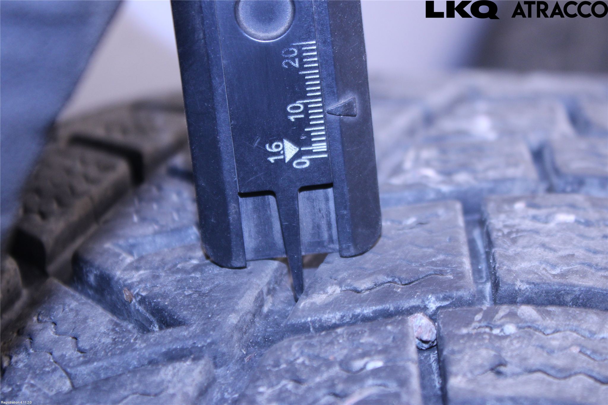 Jeep GRAND CHEROKEE 99-04 Vinterdäck Alumfälg 4St