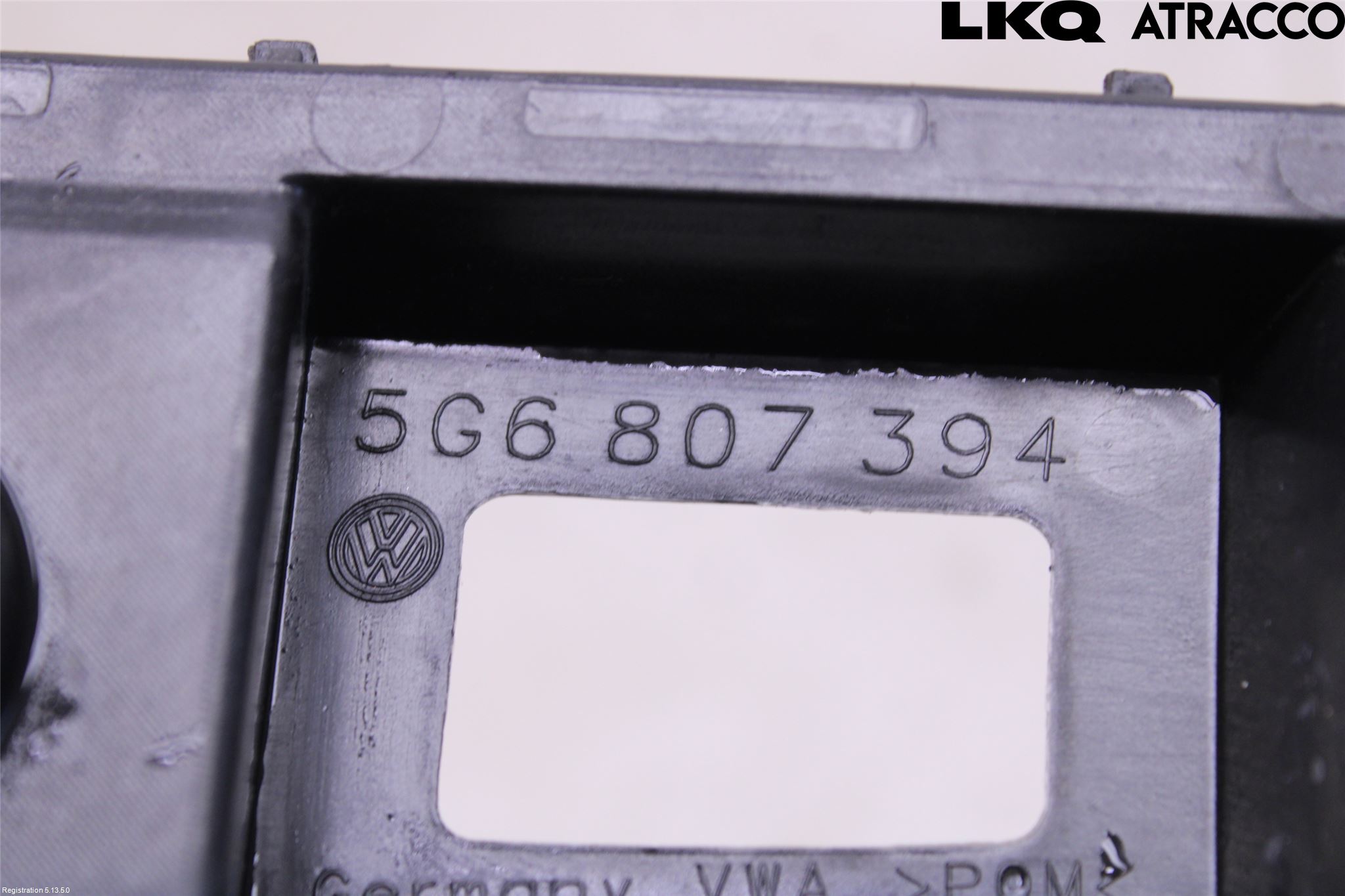 Volkswagen VW GOLF / E-GOLF VII 13-20 Stötfångarfäste Bak Hö