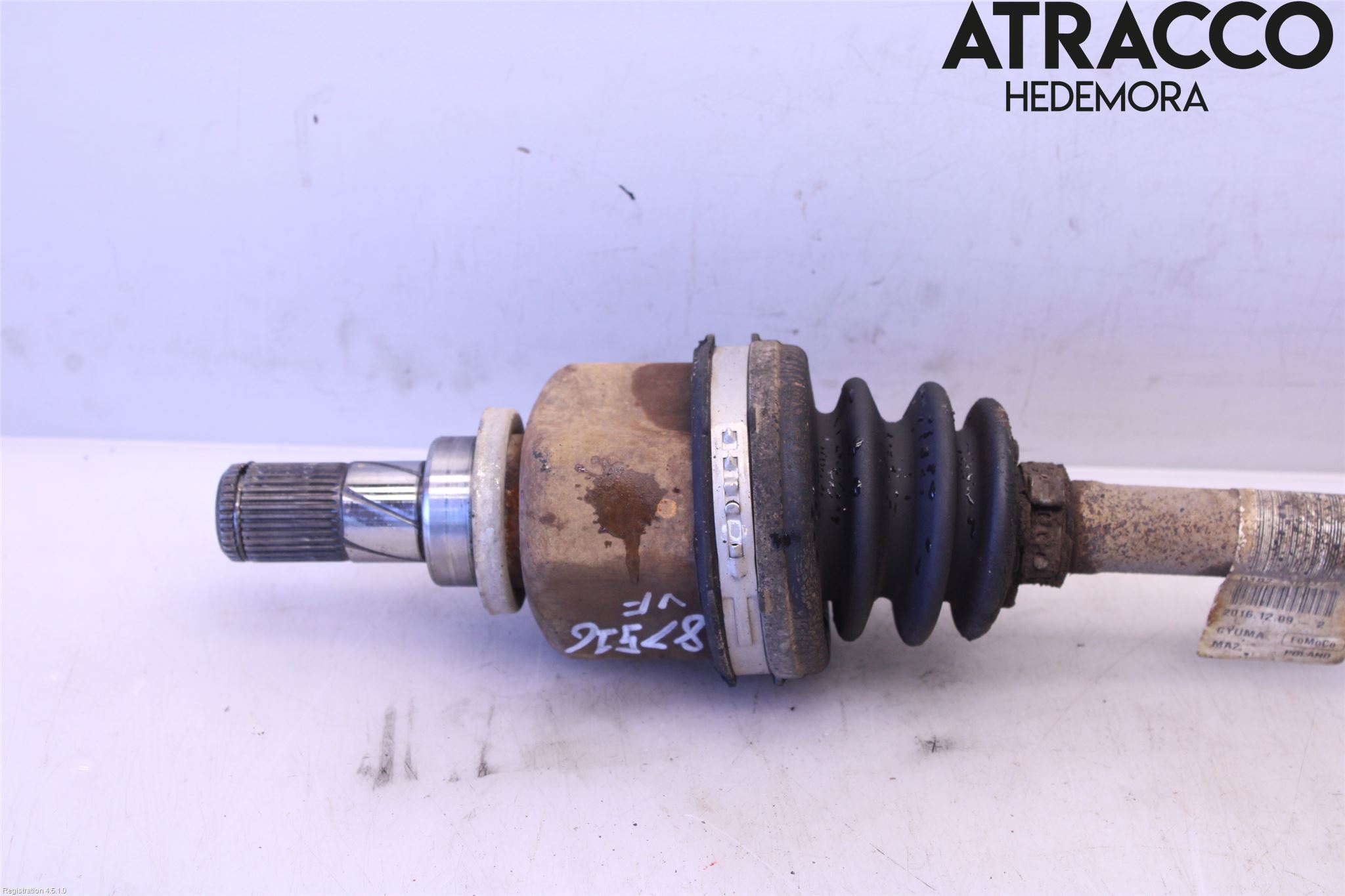 Ford FIESTA 13-17 Drivaxel Fram Vänster