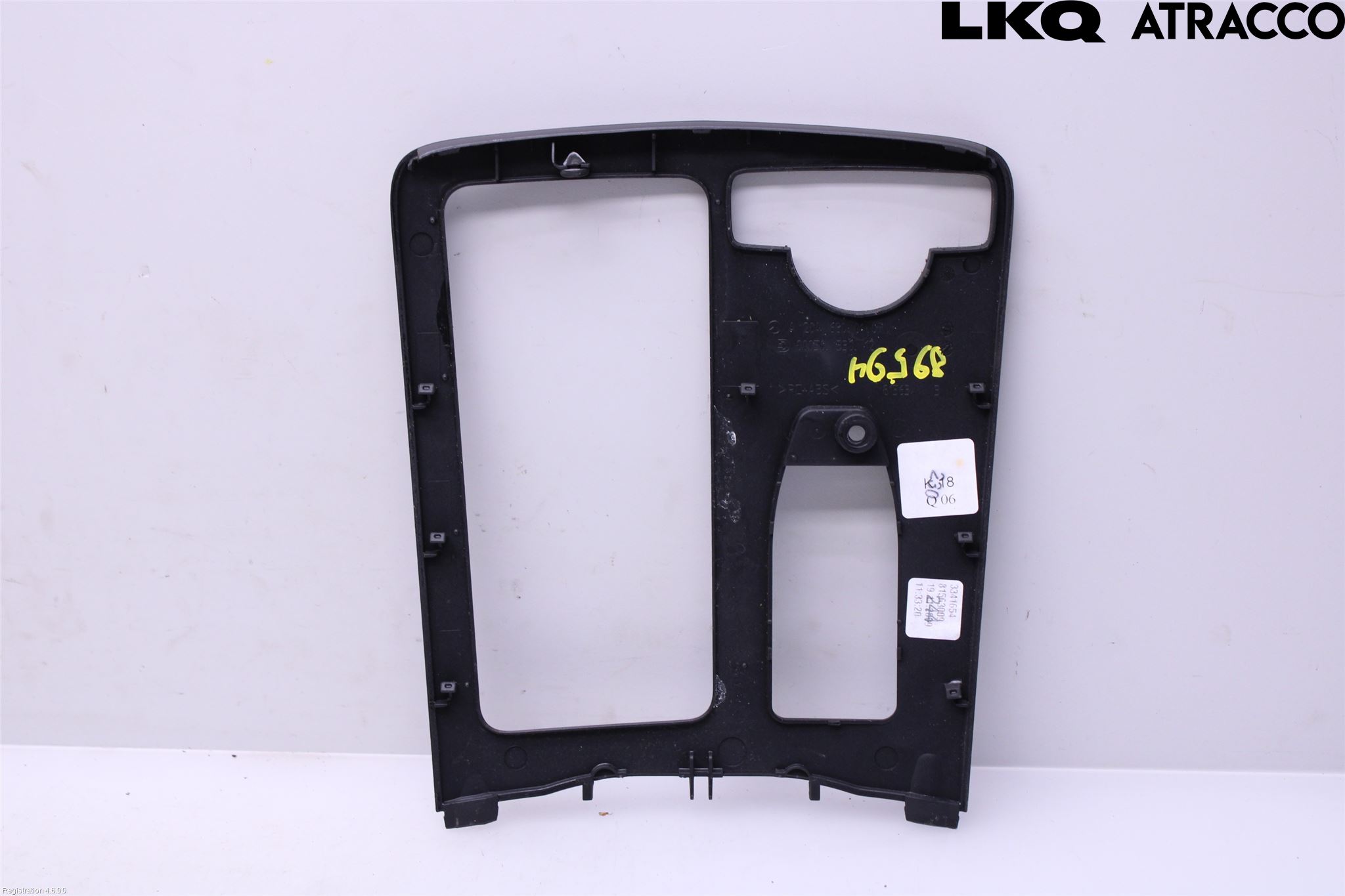 Mercedes-Benz MB C-KLASS (W204) 07-15 Instrumentkonsoll Mitt