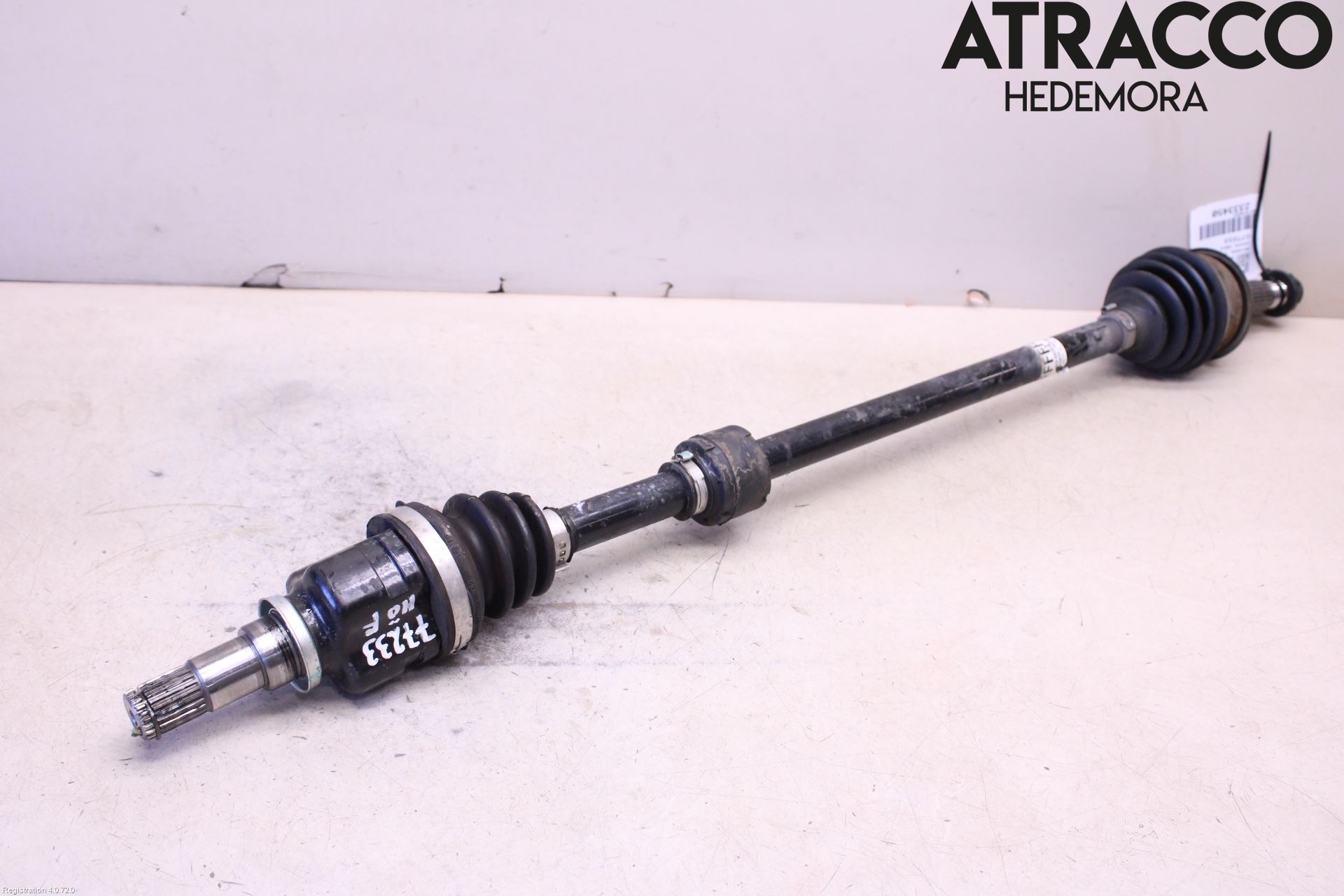 Toyota YARIS XP130 15-20 Drivaxel Fram Höger