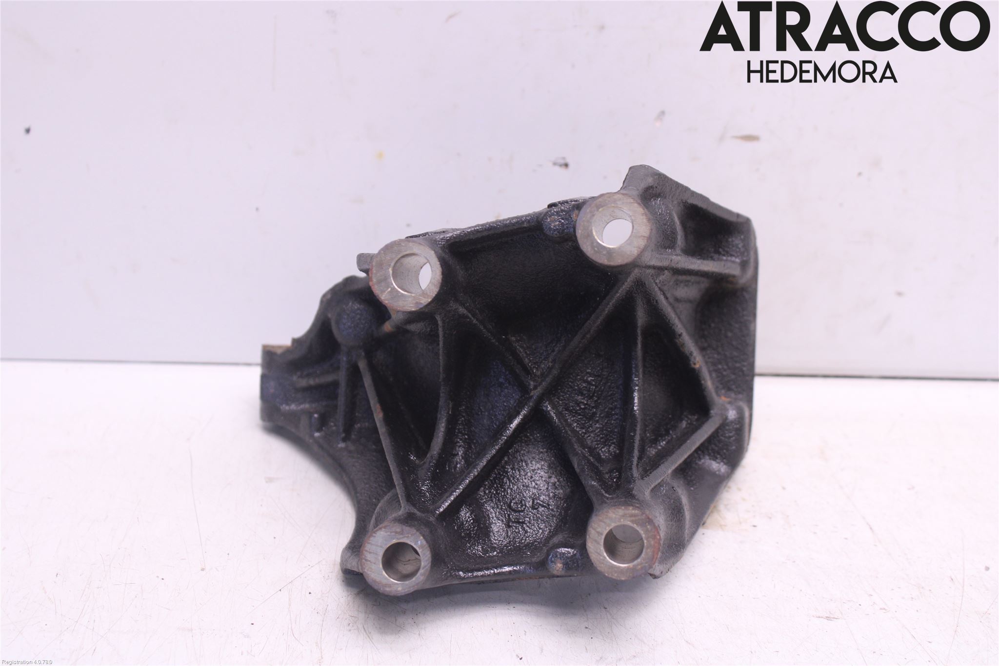 Audi A4/S4 B9 16-19 Motorfäste