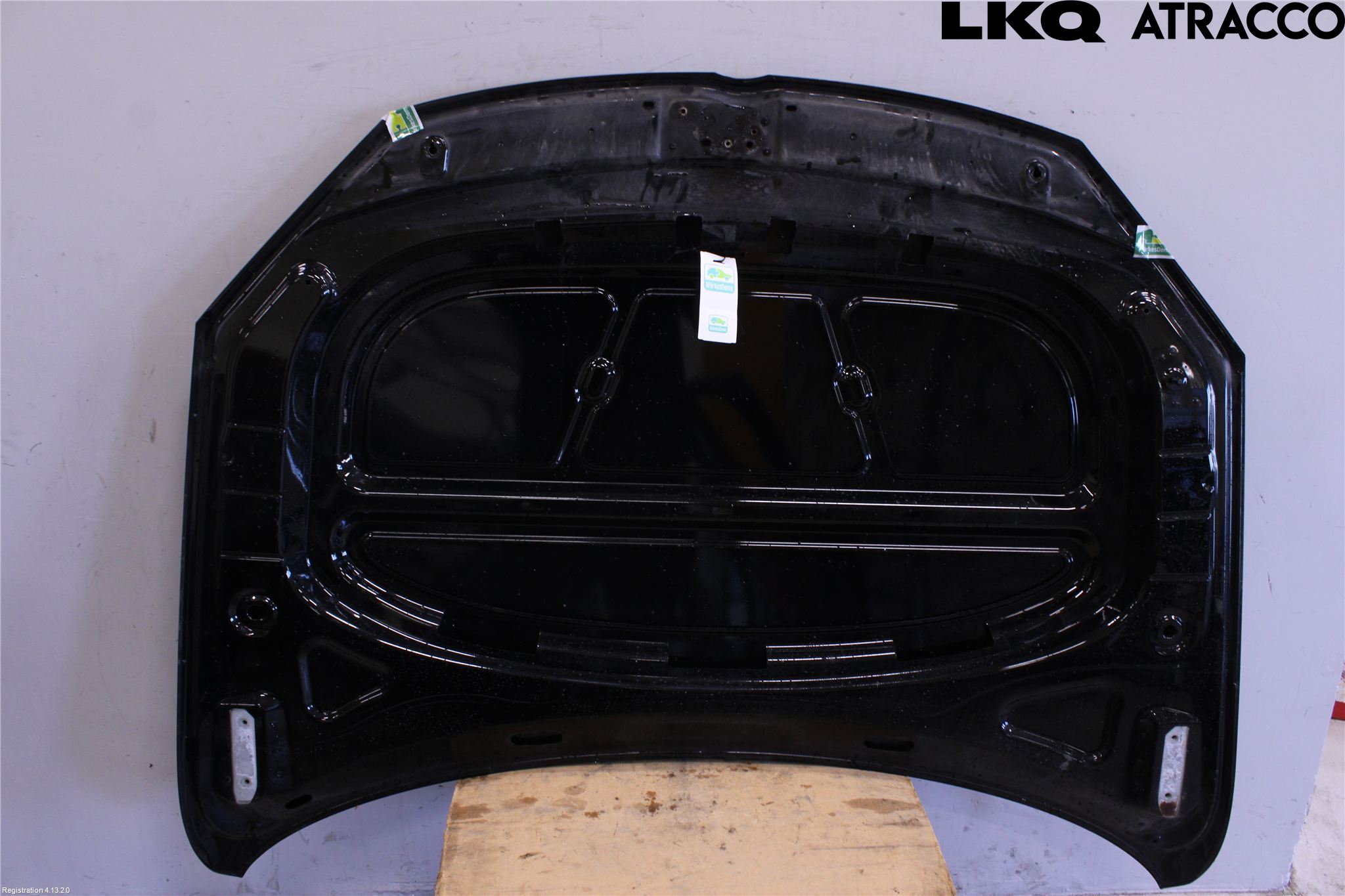 Volkswagen VW TOUAREG 7P 11-18 Huv Fram