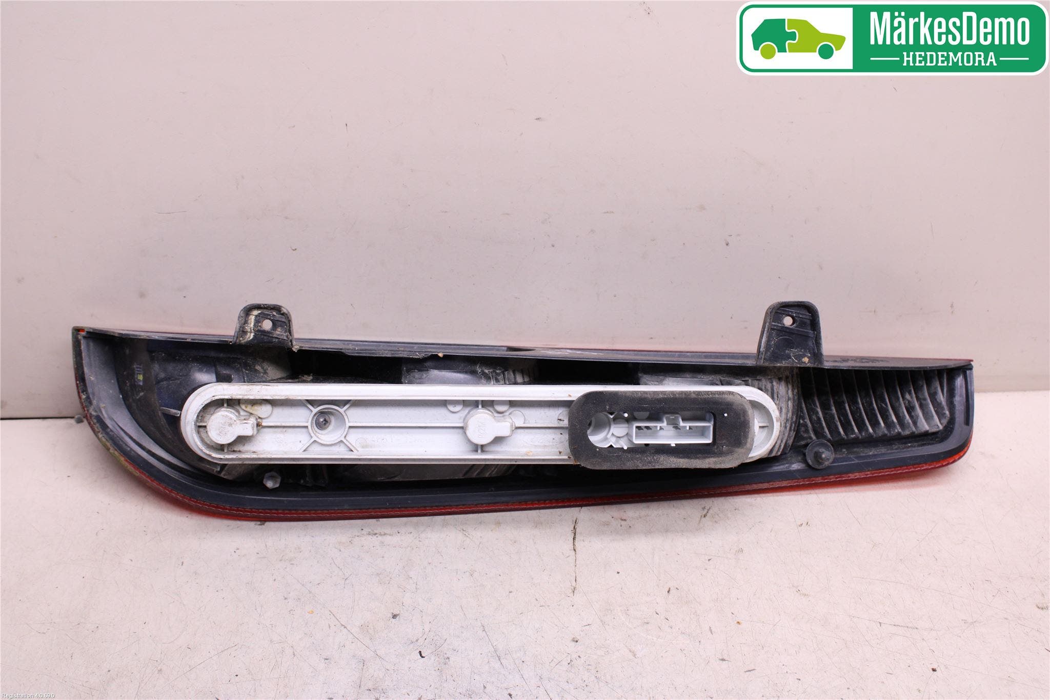 Ford FOCUS 04-07 Bakljus Vänster