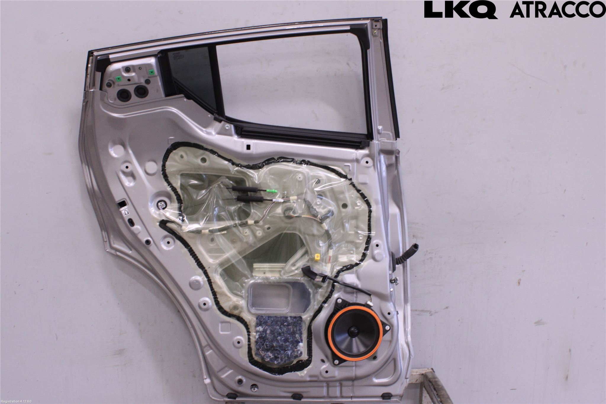 Toyota C-HR 16-23 Dörr Bak Vänster