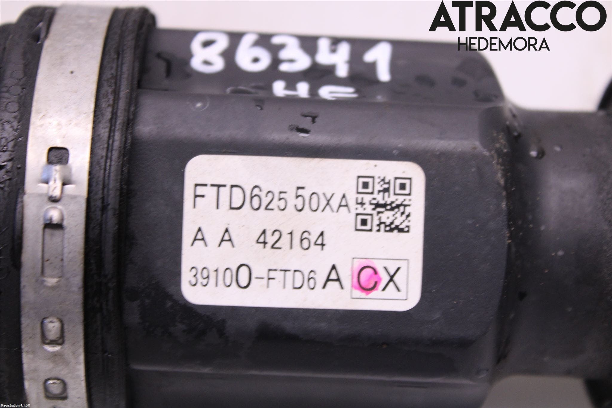 Mazda CX-3 Drivaxel Fram Höger