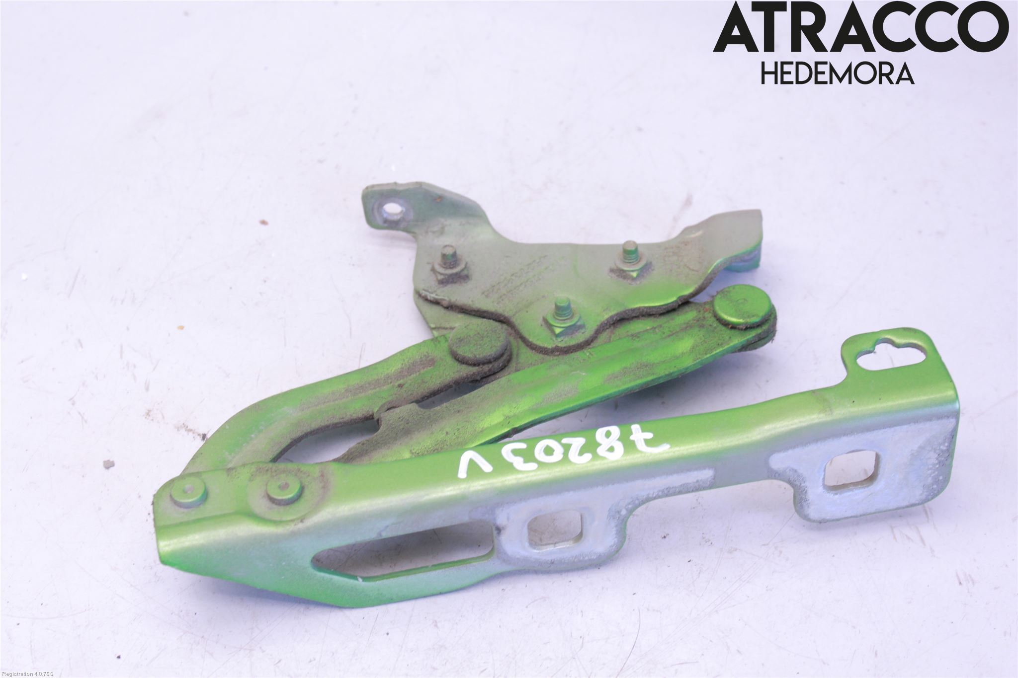 Opel CORSA E 15-19 Huvgångjärn