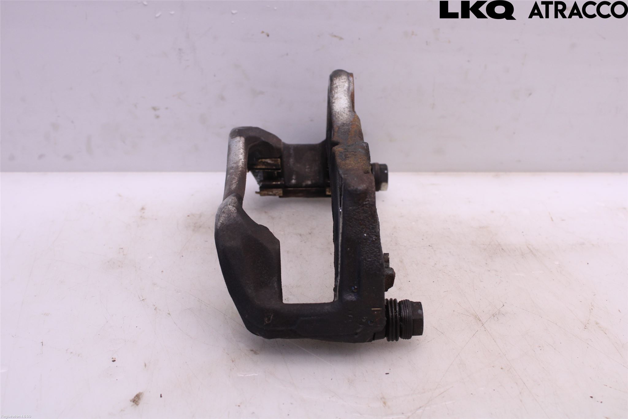 Mazda CX-30 20- Bromsokshållare