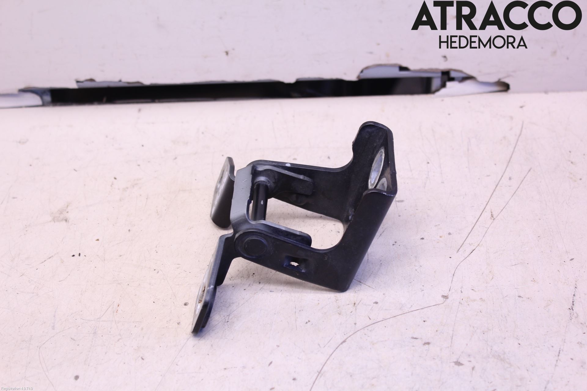 Dodge PICK UP RAM 81- Dörrgångjärn