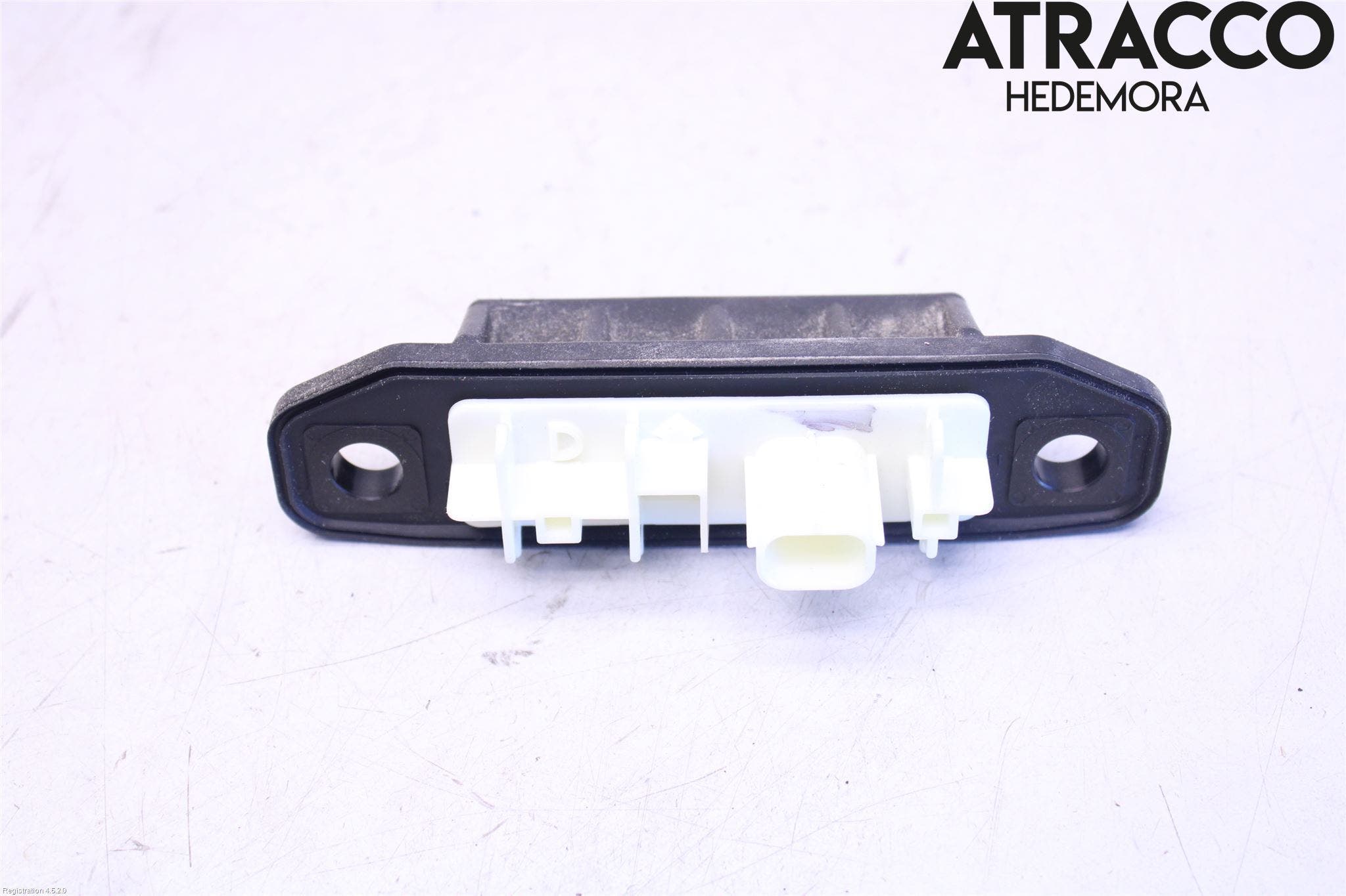 Toyota YARIS CROSS XP21 21- Bakluckehandtag