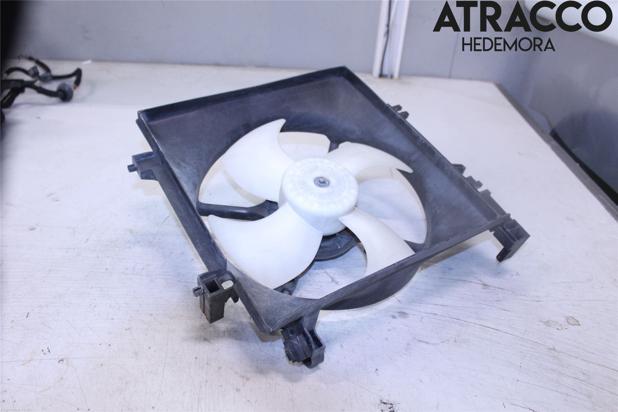 Subaru LEGACY 04-06 Kylfläkt El