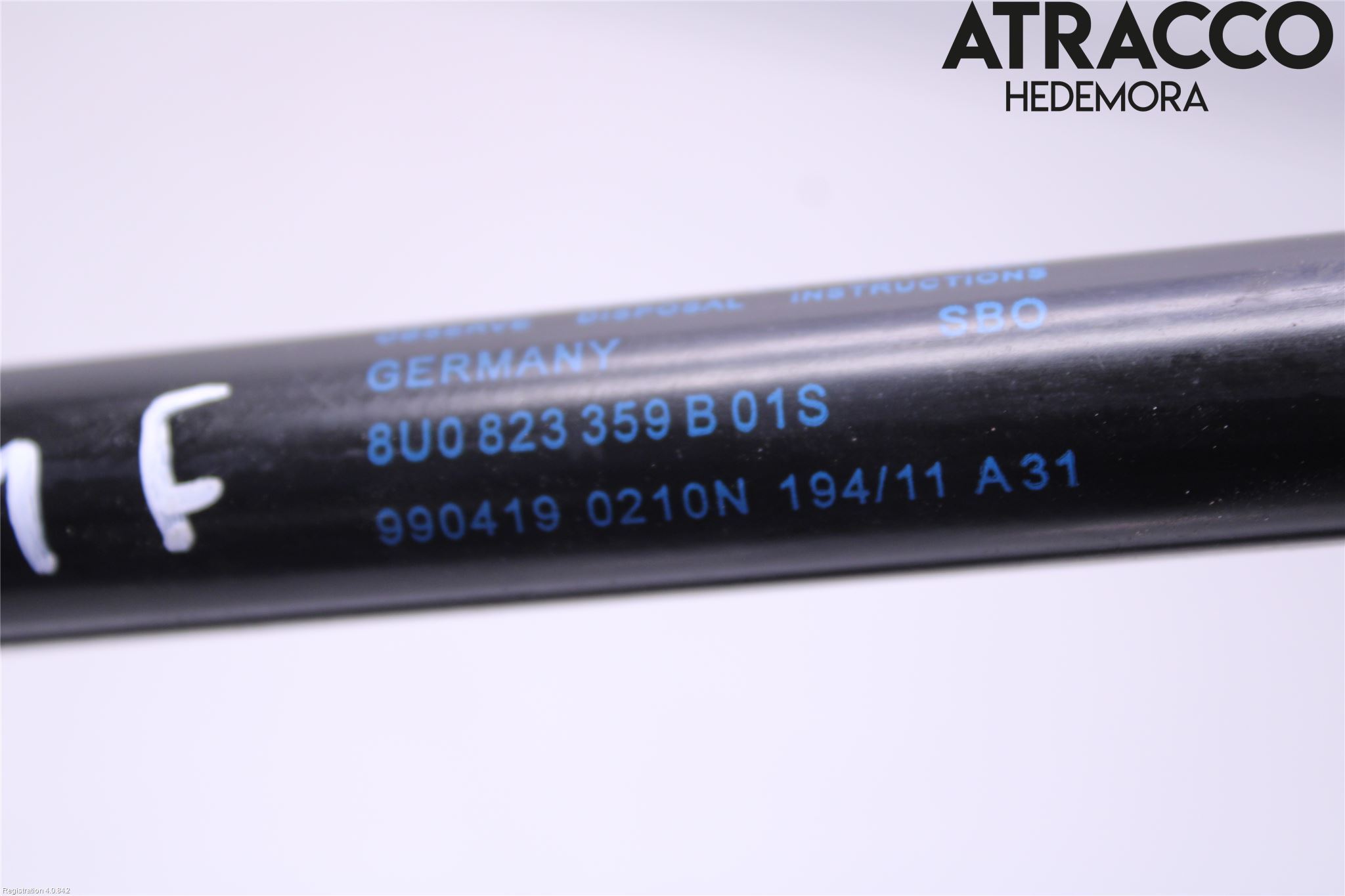 Audi Q3 8U 12-18 Gasfjäder Motorhuv