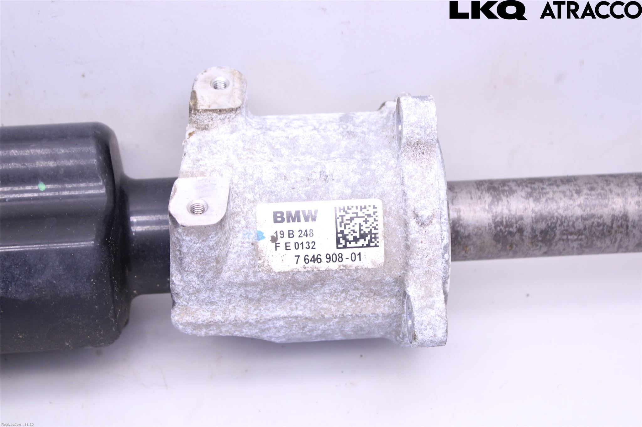 BMW 1 F40 19- Drivaxel Fram Höger