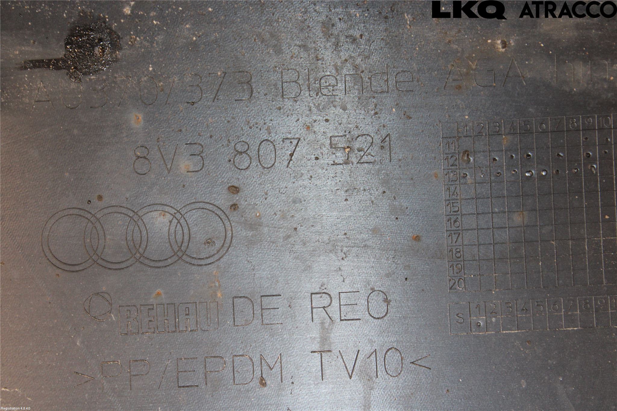 Audi A3/S3 8V 13-20 Stötfångardel Bak Mitt