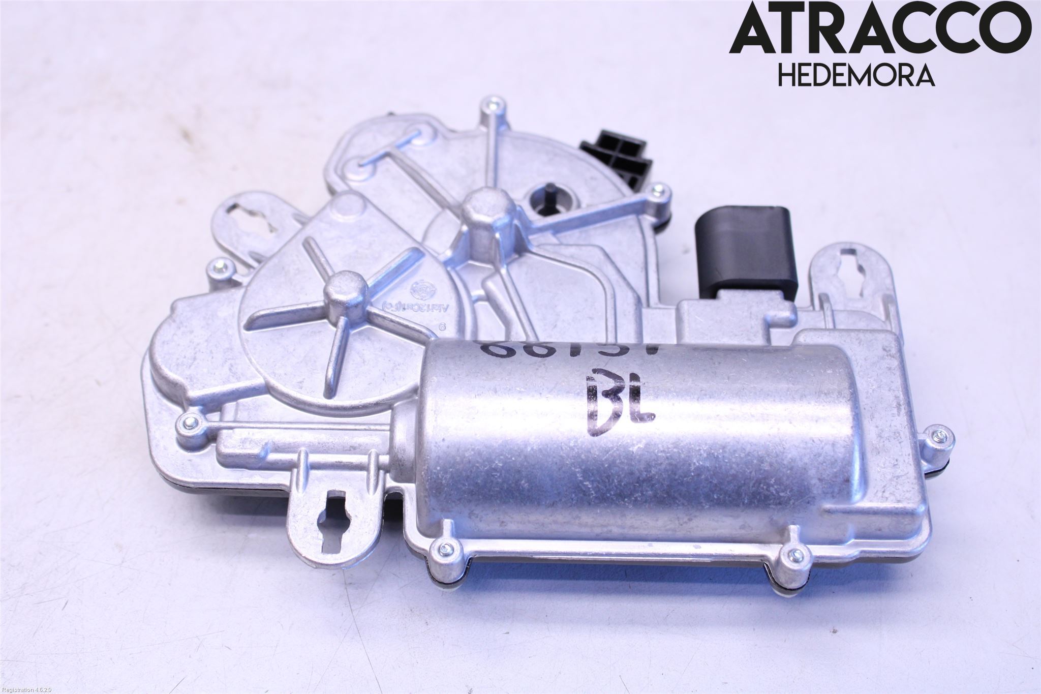 Audi Q2/SQ2 17- Bakluckeöppnare Automatisk