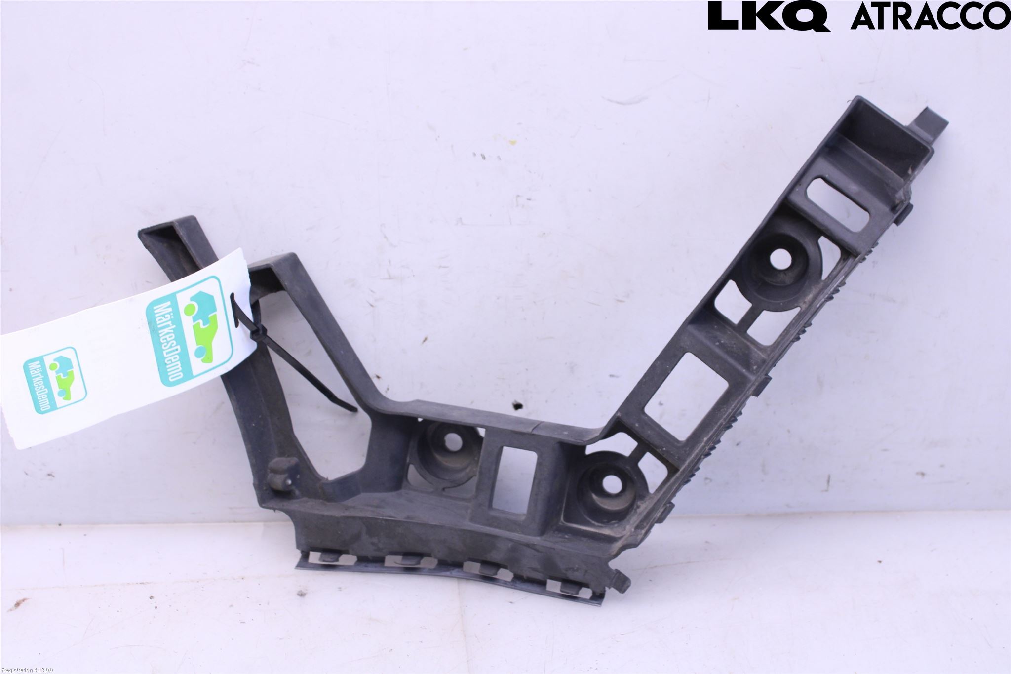 Volkswagen VW GOLF VI 09-13 Stötfångarfäste Bak Hö