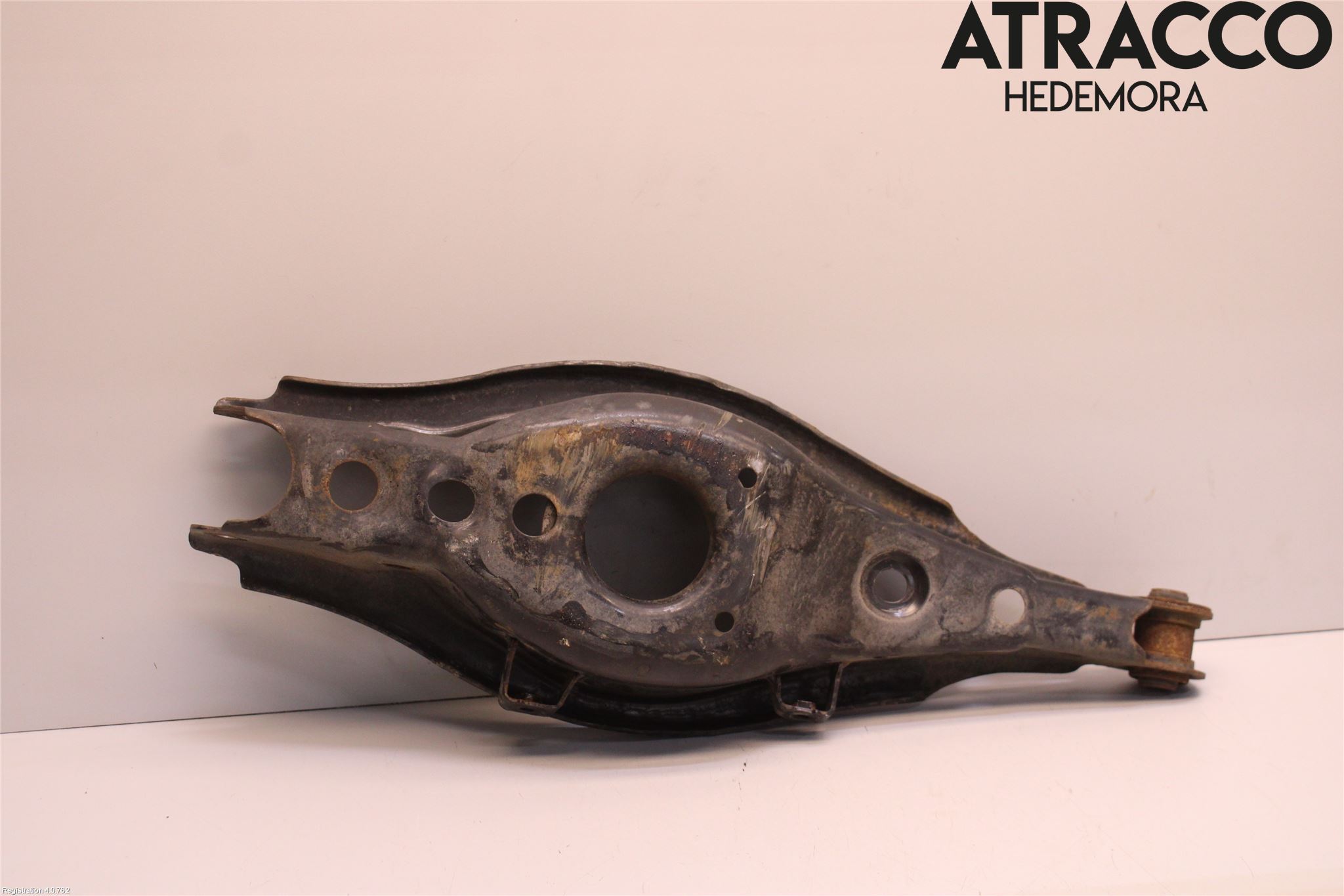 Toyota AURIS 13-19 Bärarm Bak Vänster