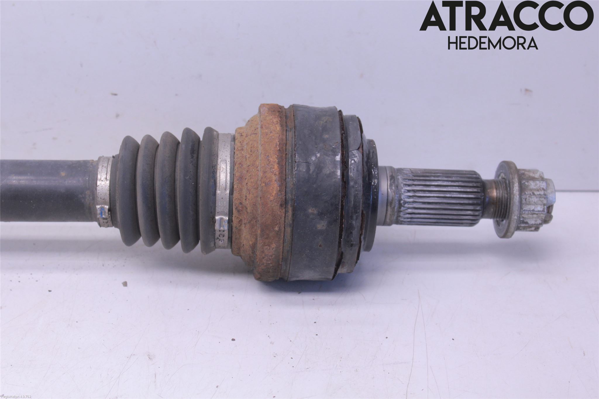 Porsche CAYENNE 03- Drivaxel Bak Vänster